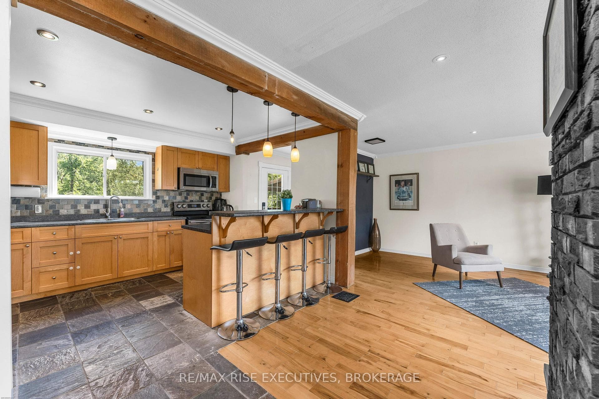 3519 Princess Street photo 10