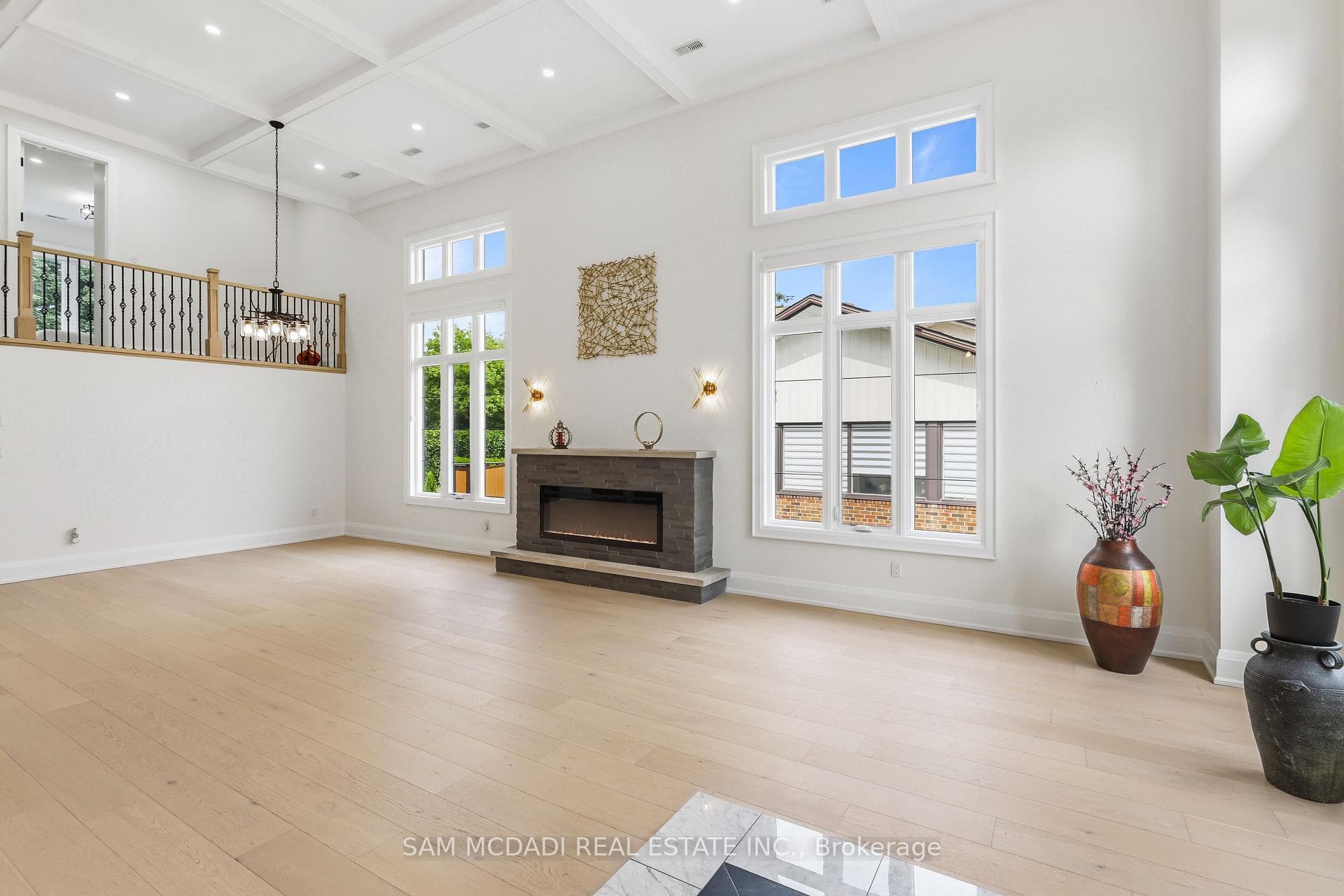 1750 Lincolnshire Boulevard photo 6