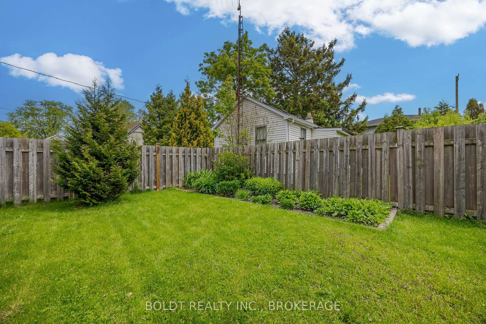 12 Northglen Avenue photo 29