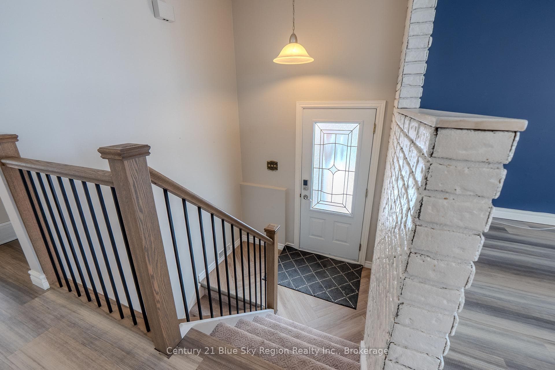 76 Prince Edward Drive photo 20