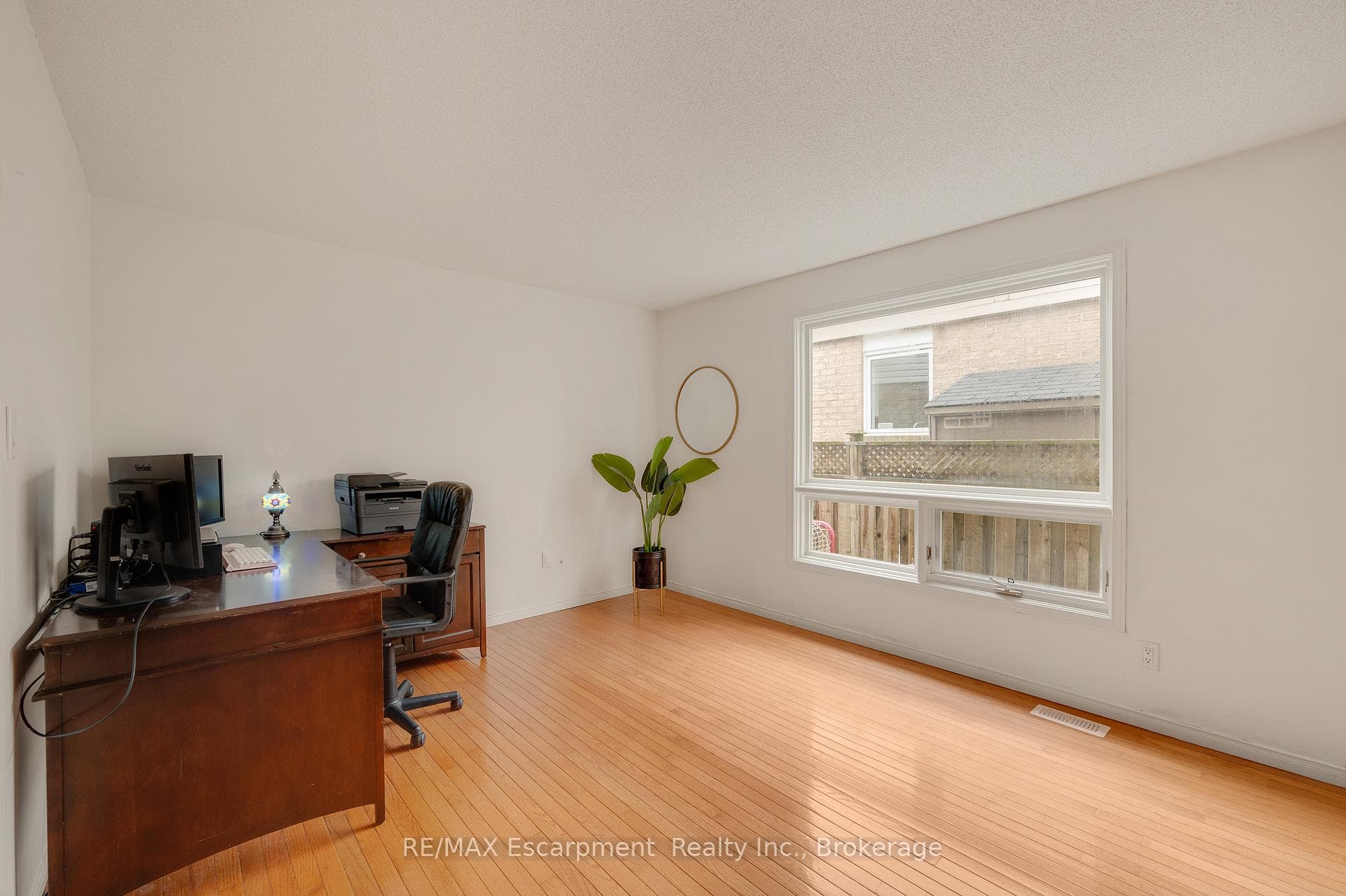 409 Jacqueline Boulevard photo 7