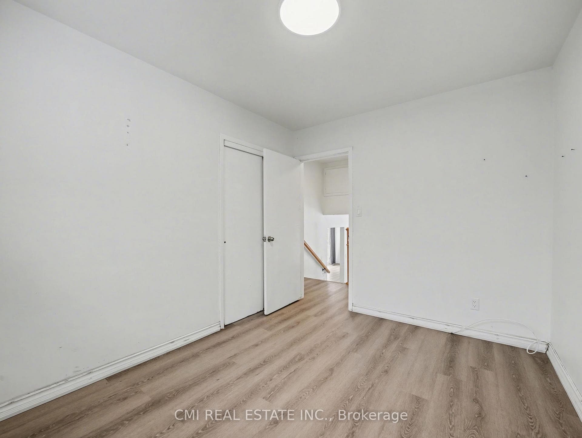 4306 East Avenue photo 14