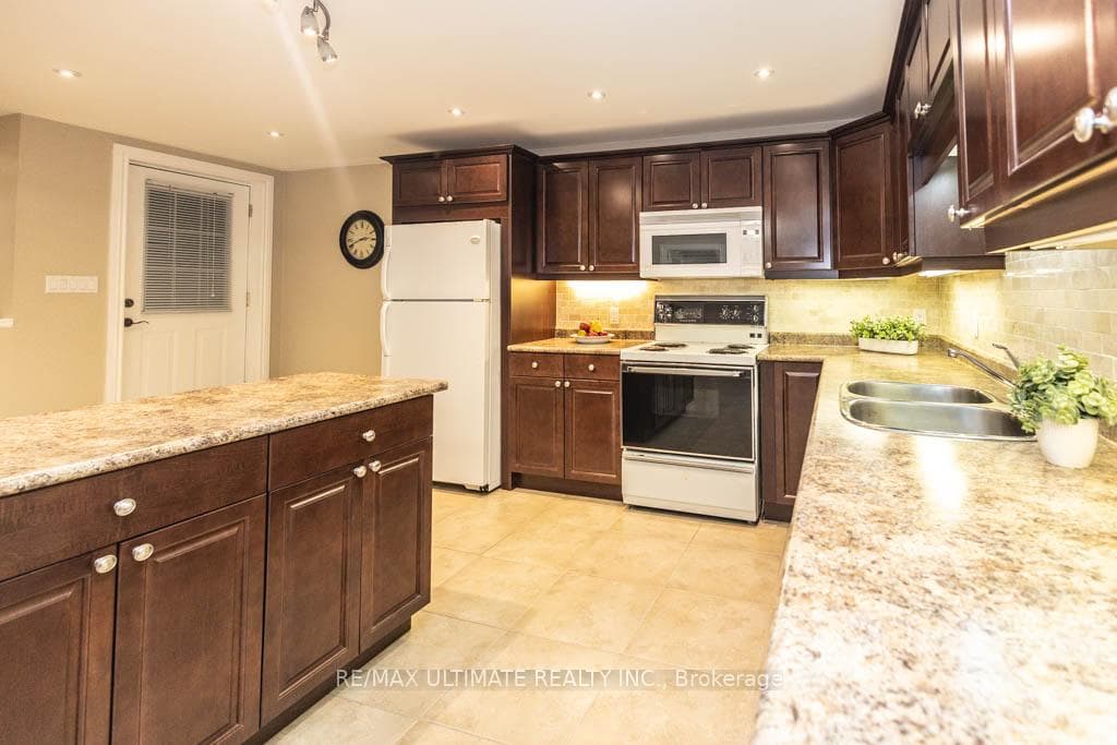 1726 Rockwood Drive photo 31