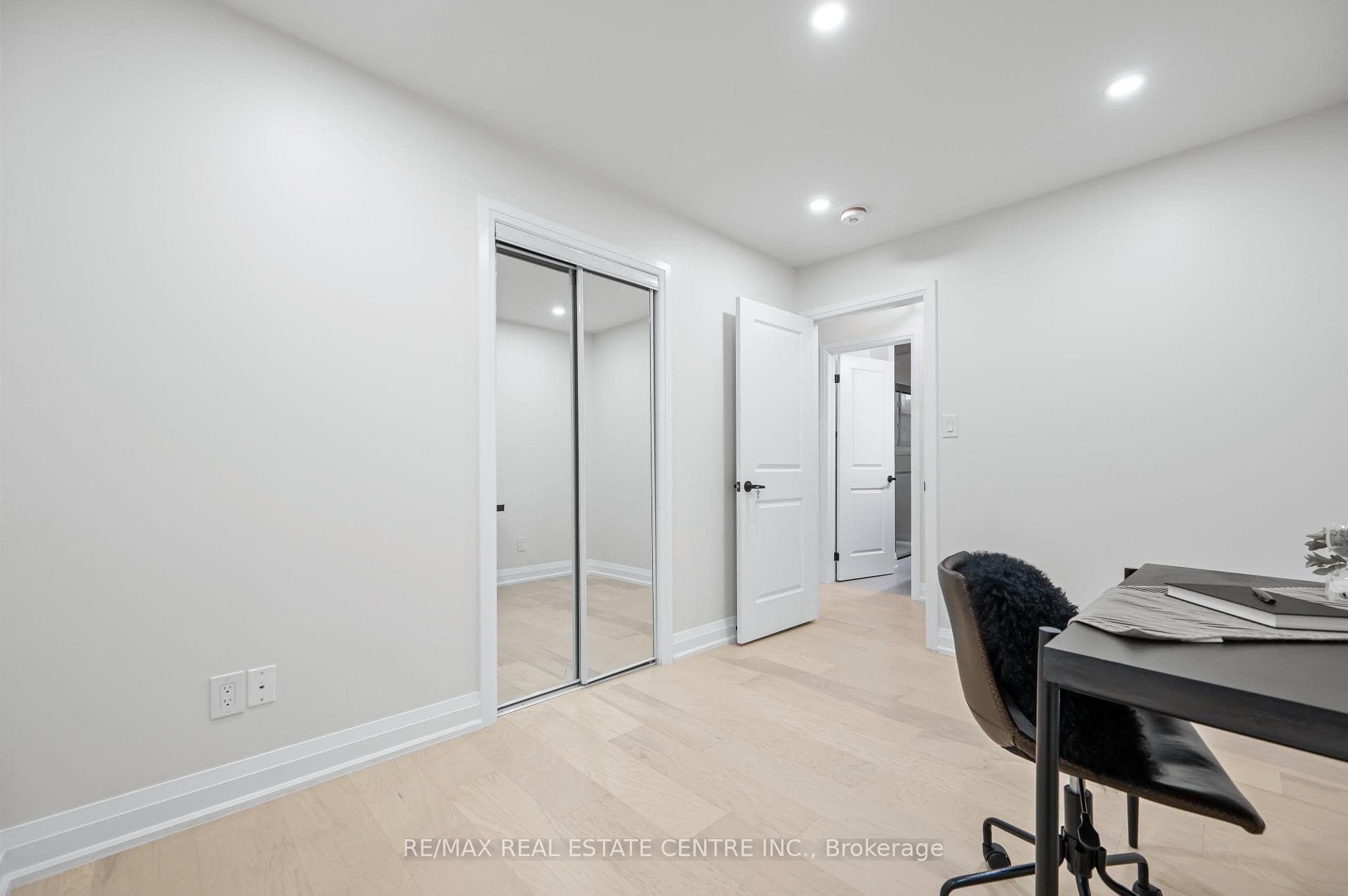 66 Beech Avenue photo 17