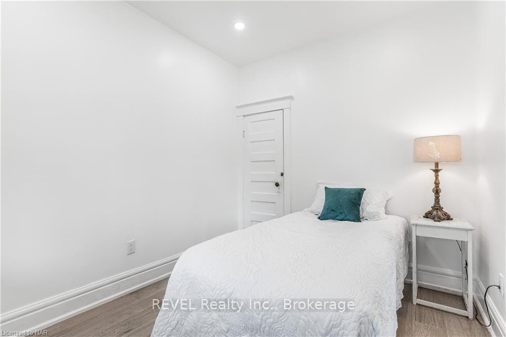 2nd Bedroom.
Office or Nursery?