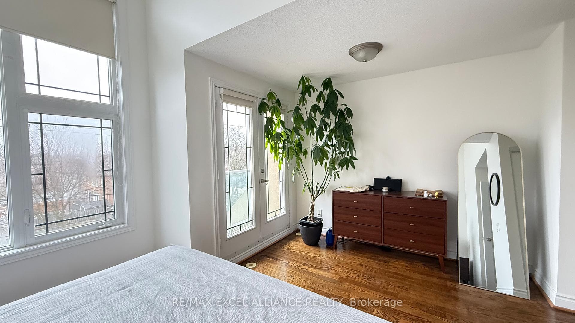 428 Kenneth Avenue Unit 2 photo 21