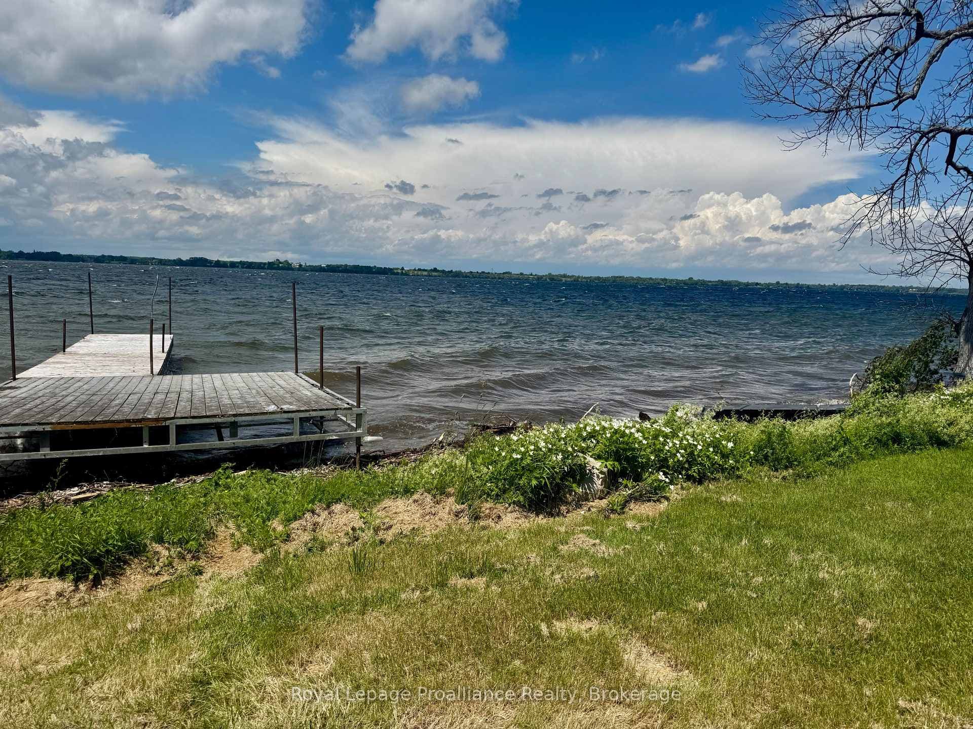 33 Prinyers Cove Crescent photo 2