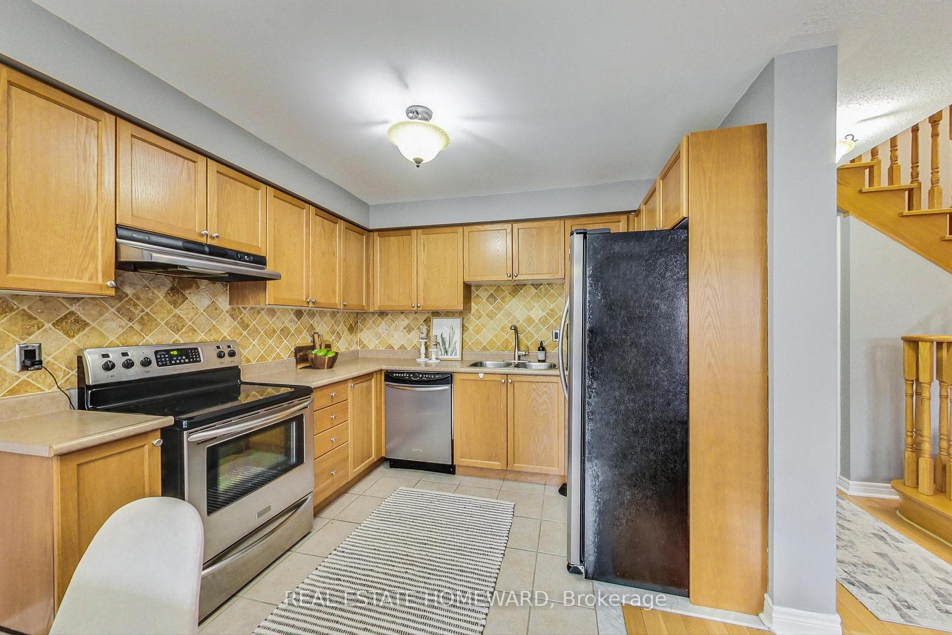 110 Sewells Lane photo 8
