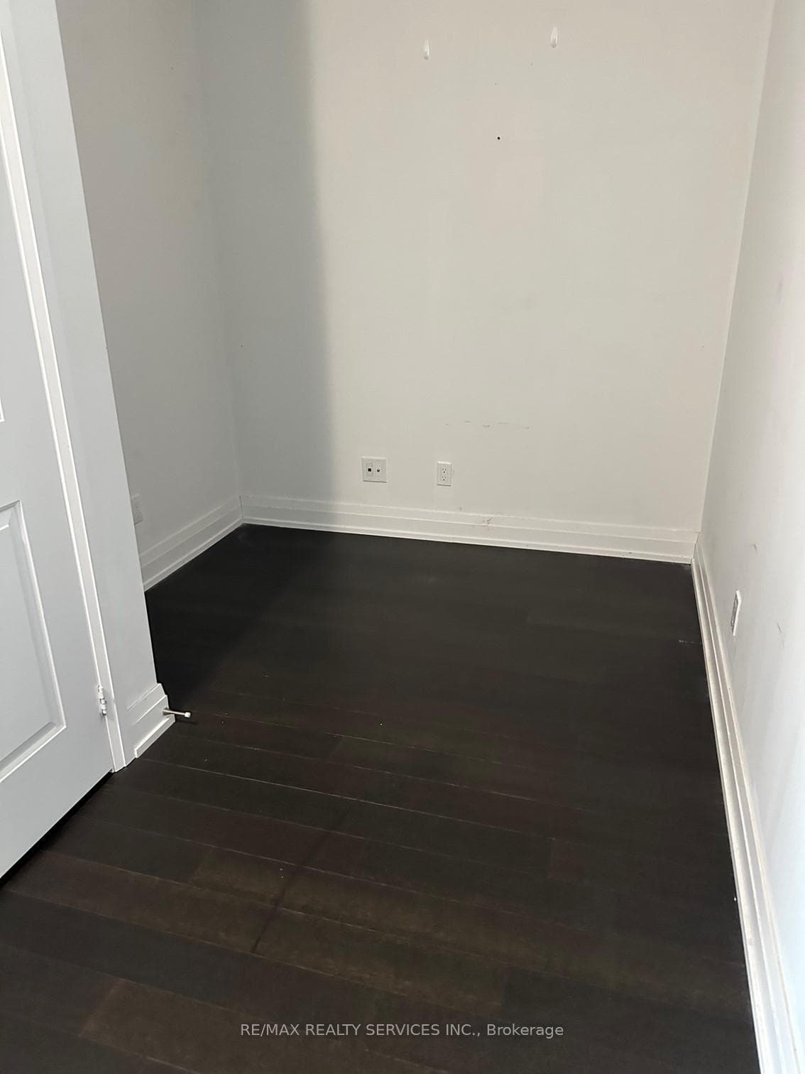 65 Speers Road Unit 1607 photo 6