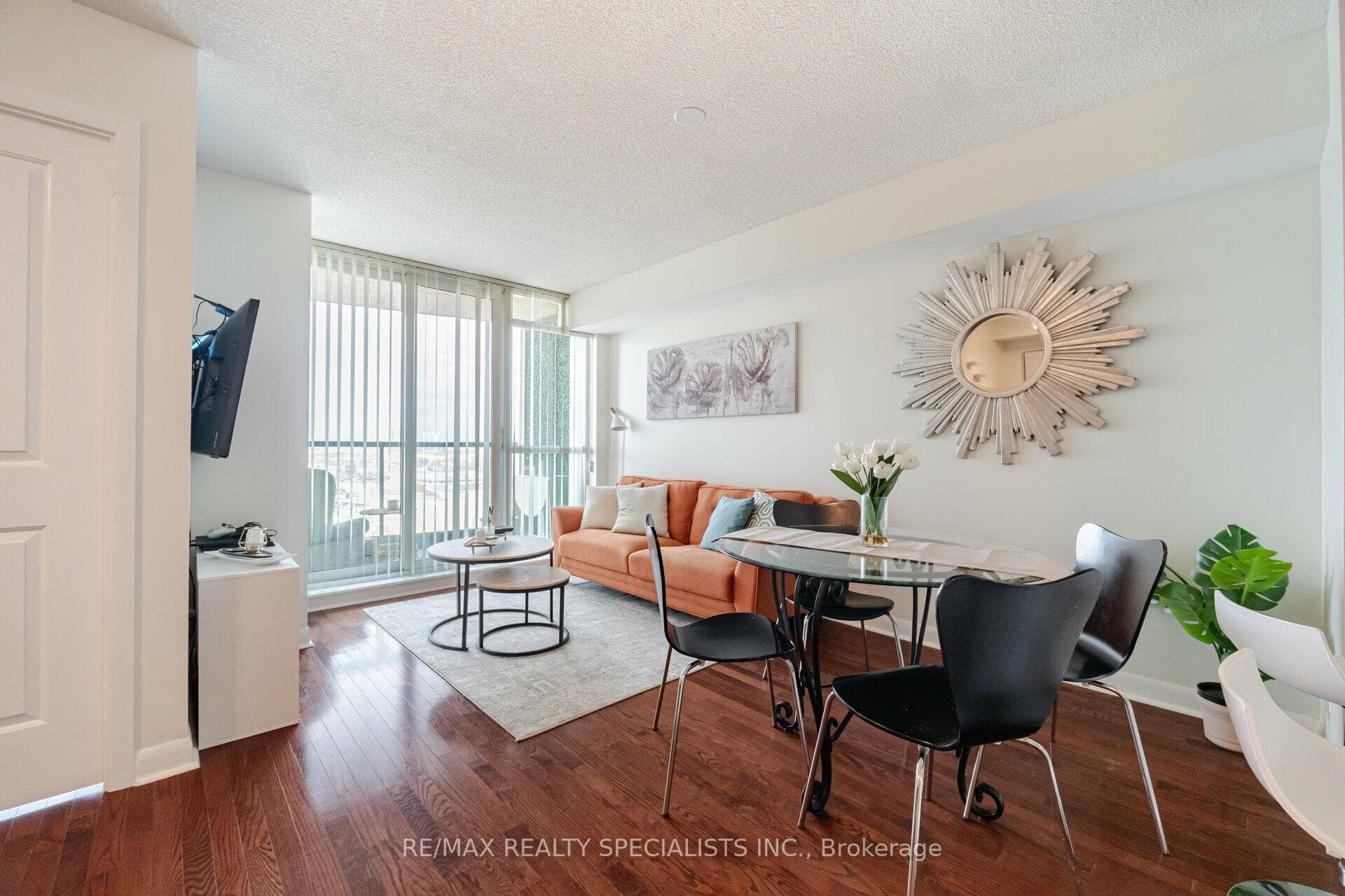 235 Sherway Gardens Road Unit 1609 photo 11