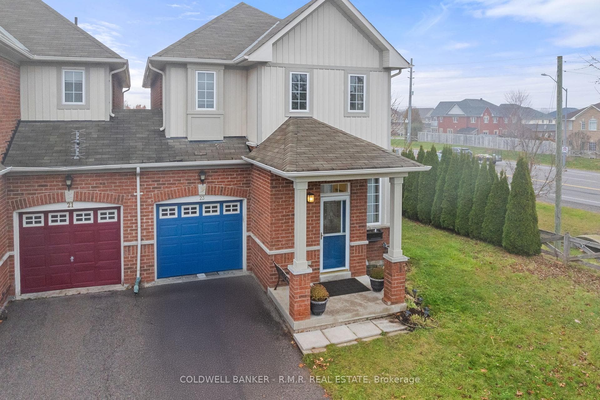 23 Barnwood Drive photo 1