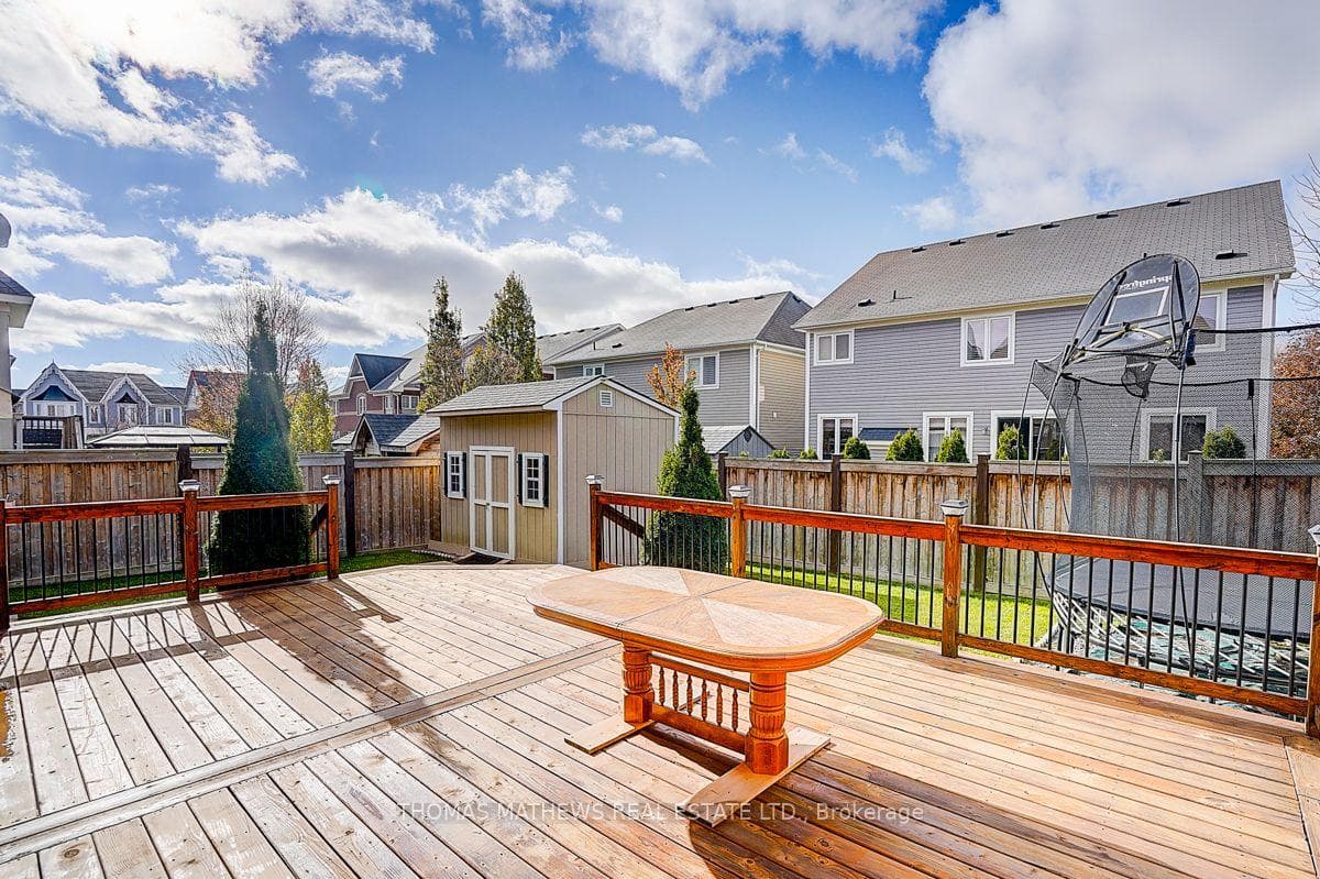 22 Northcastle Crescent photo 9