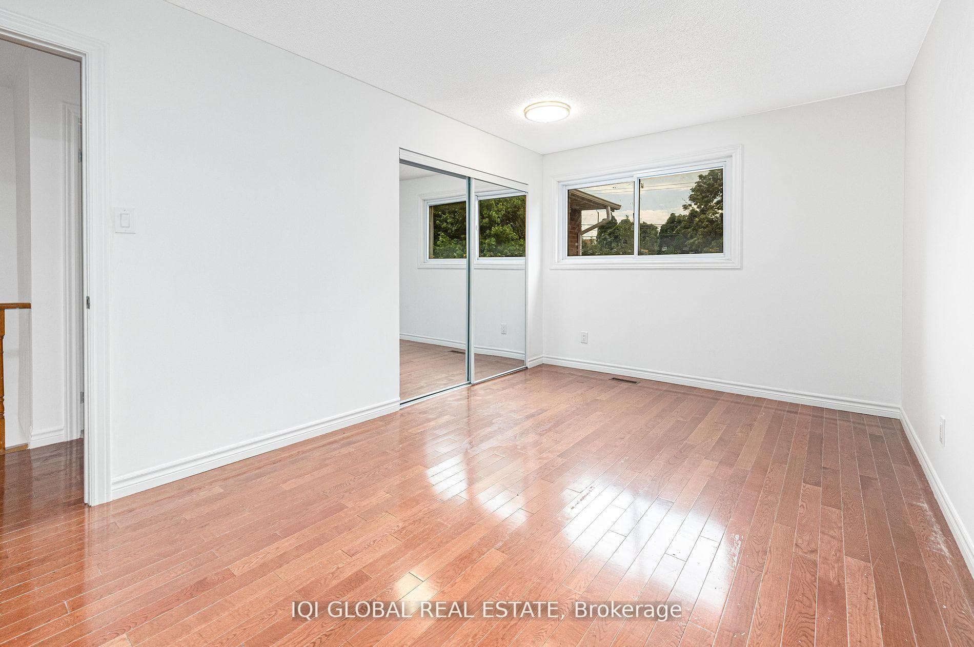 4180 Sugarbush Road photo 18