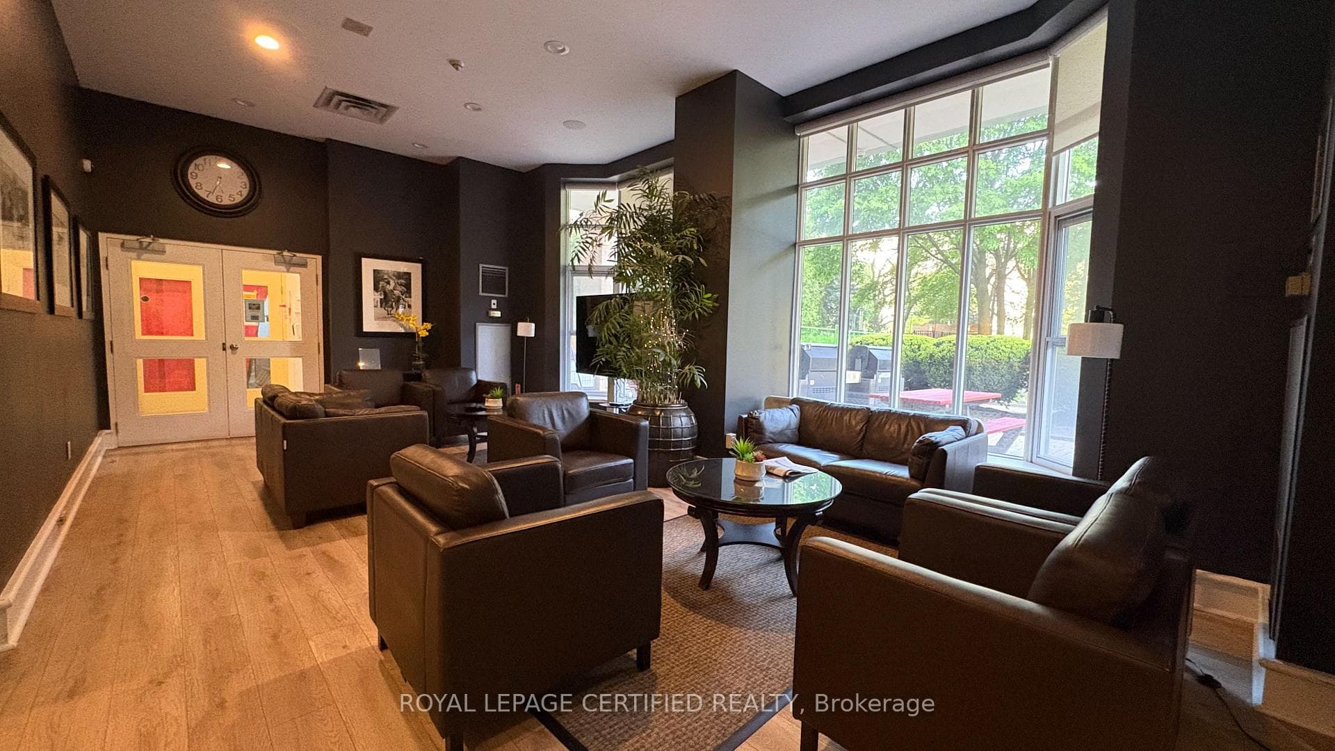 21 Overlea Boulevard Unit 1309 photo 21