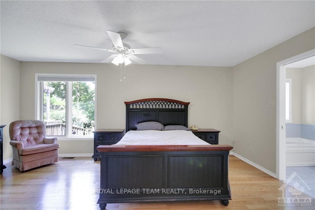 53 SPRINGWOOD Circle photo 15