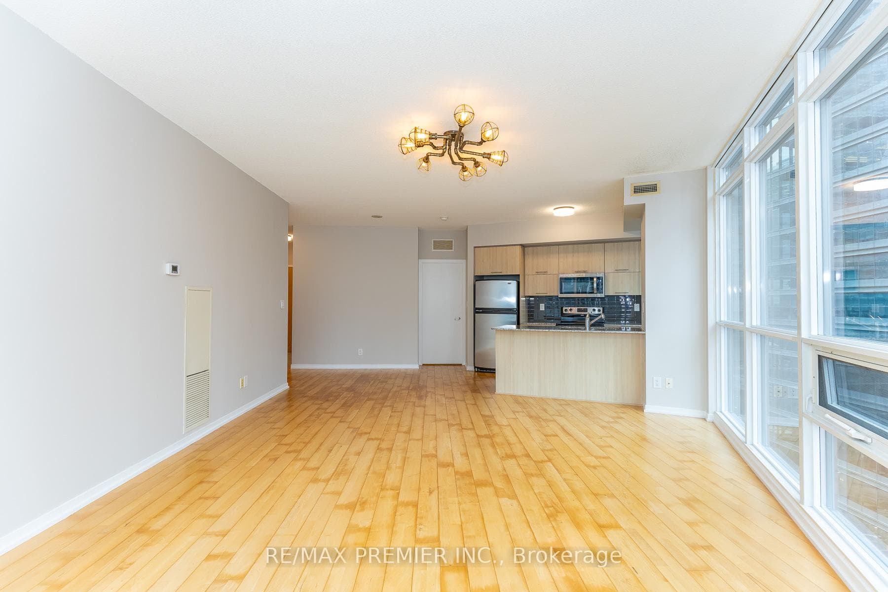 65 Bremner Boulevard Unit 1308 photo 24