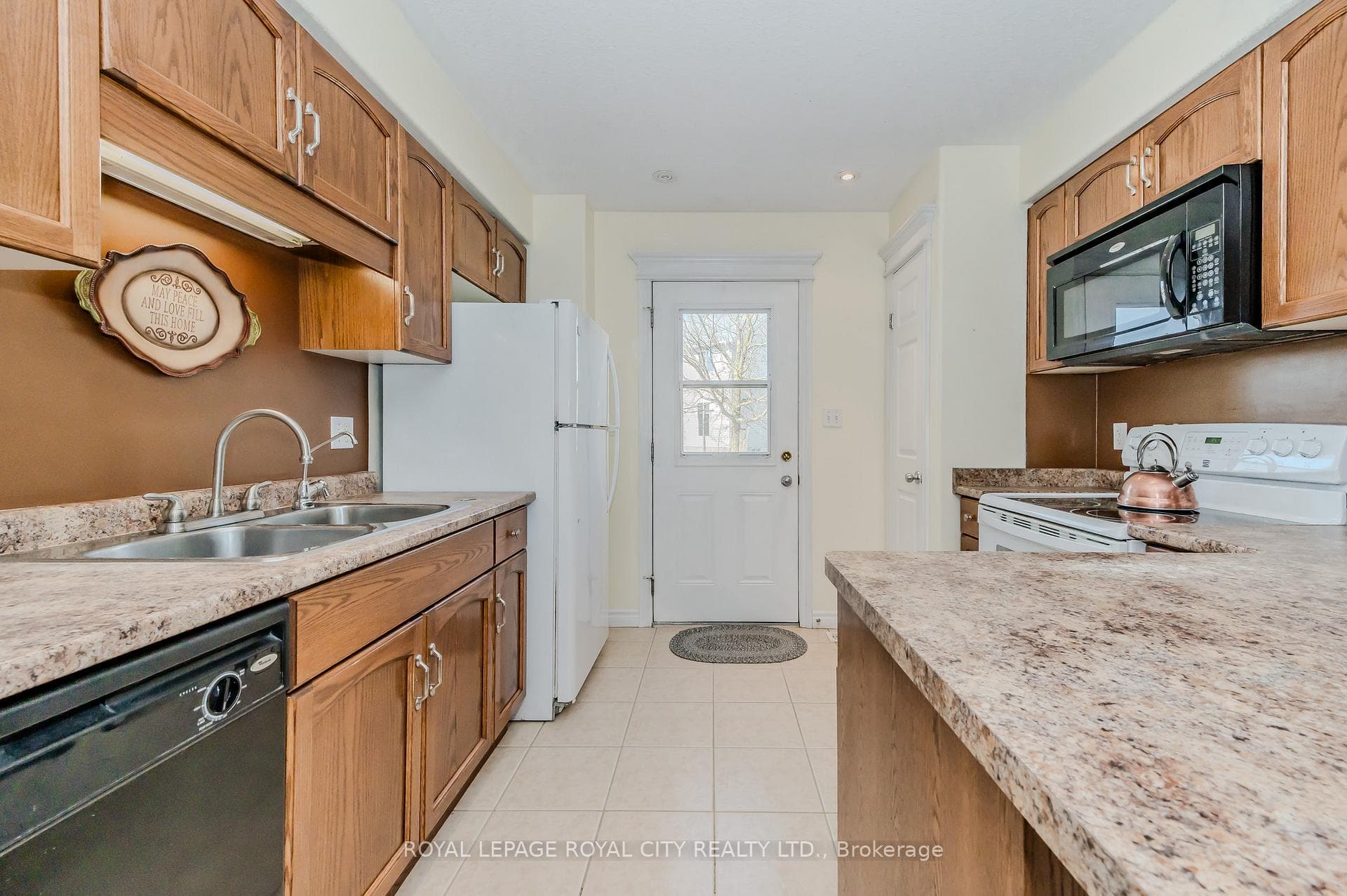 193 Carters Lane photo 7