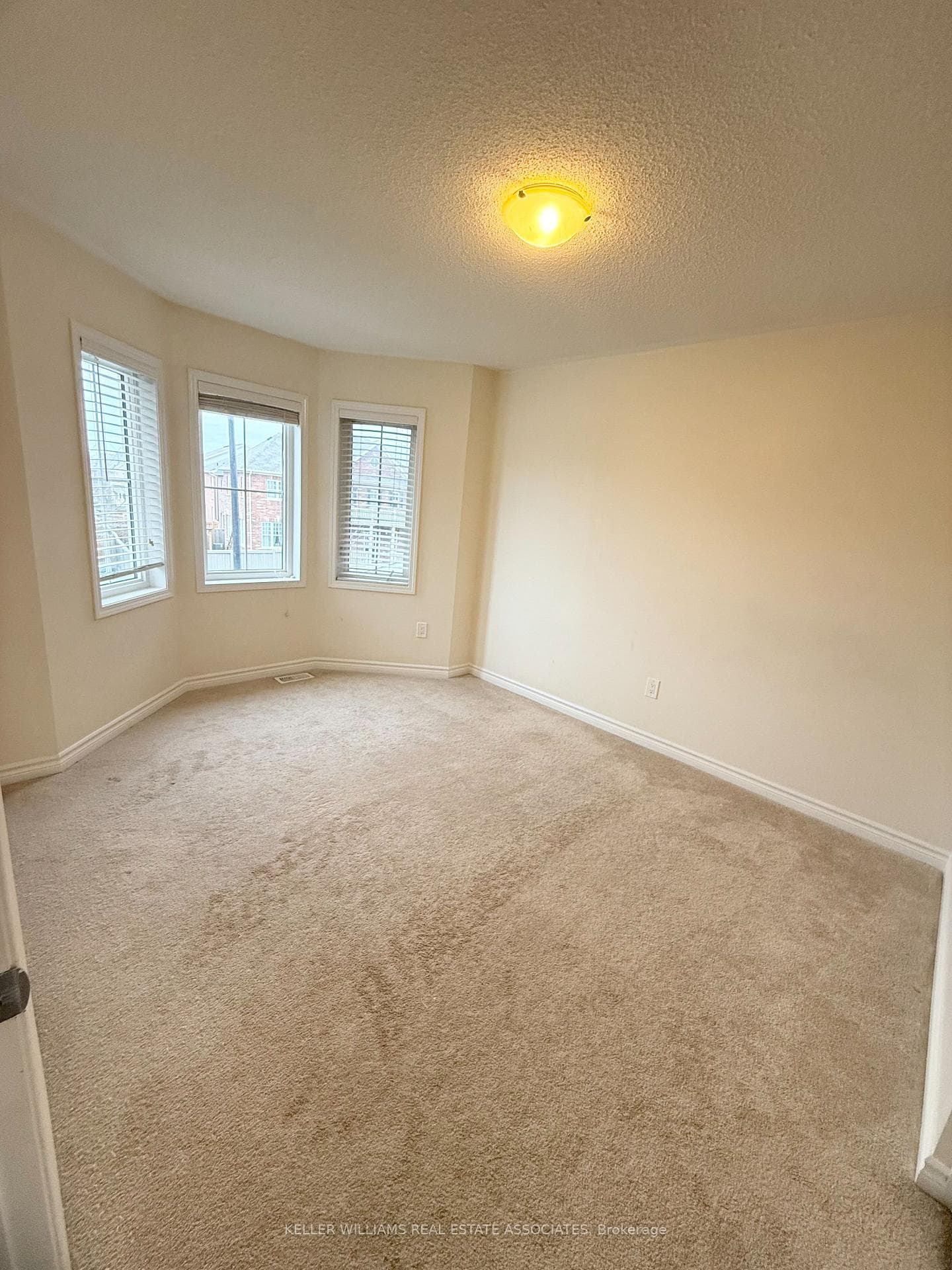 68 Stedford Crescent photo 16