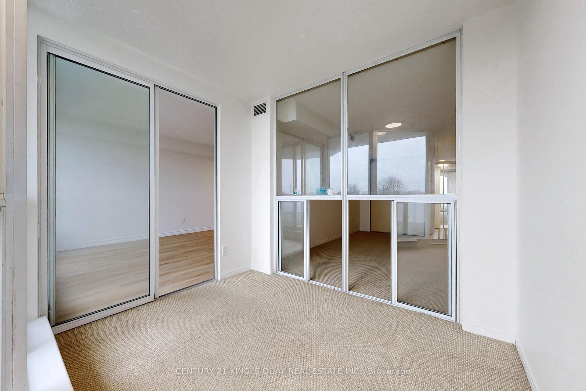 4727 Sheppard Avenue Unit 616 photo 20