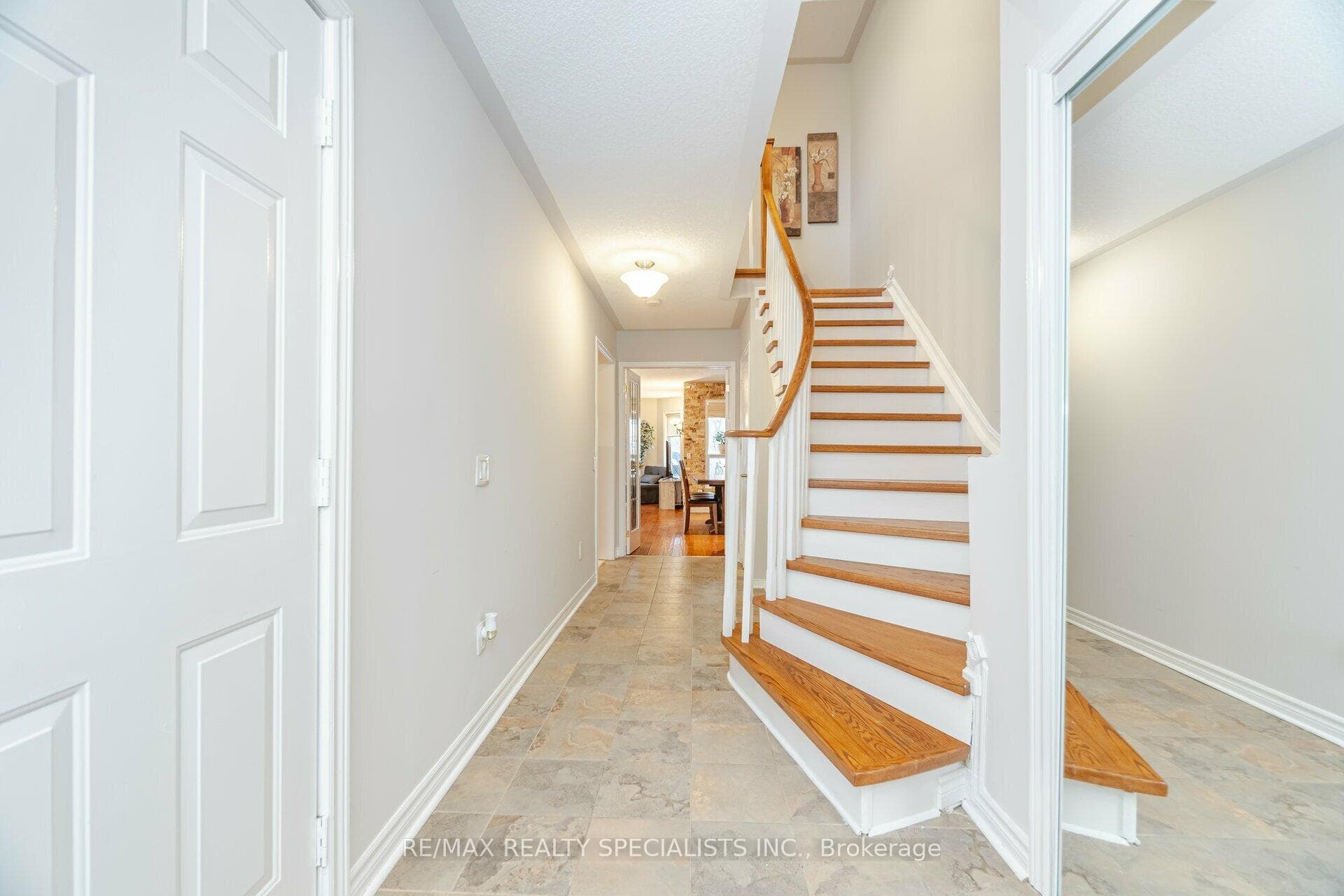 340 Sardinia Drive photo 5
