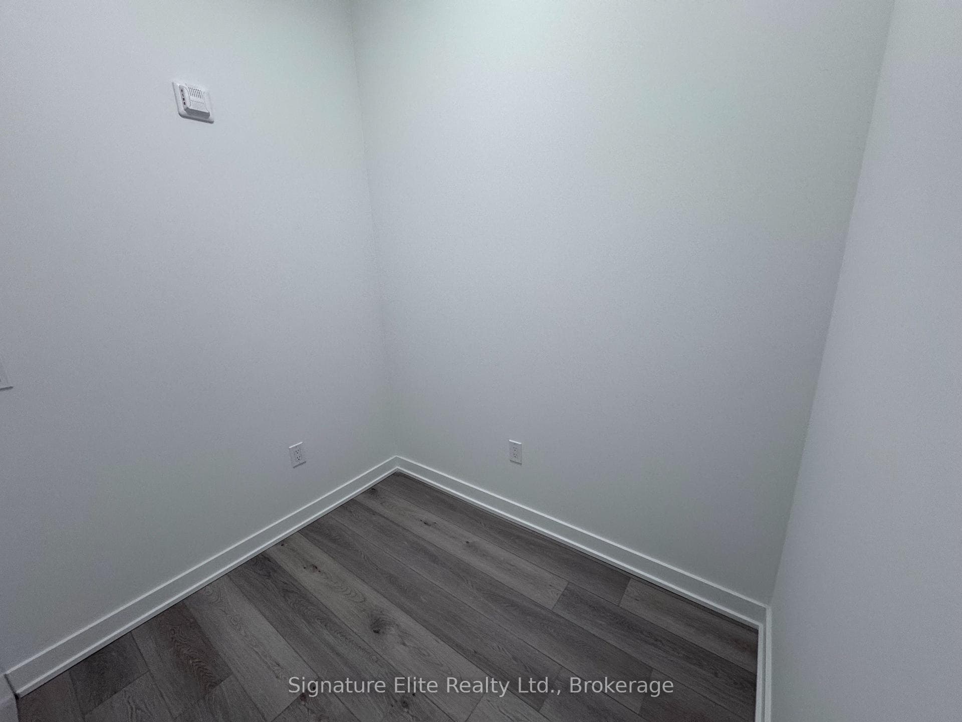 770 Whitlock Avenue Unit 805 photo 16