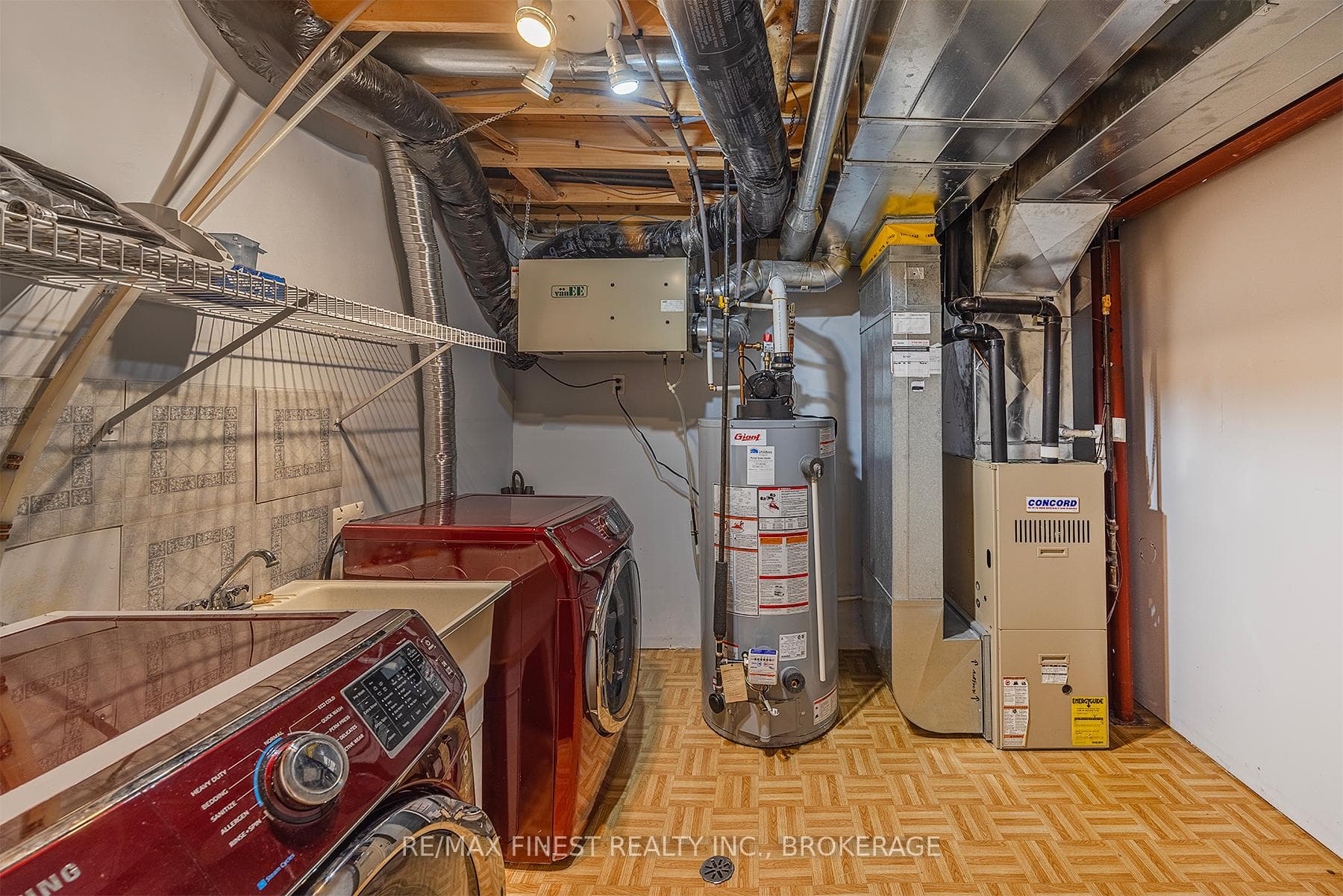 430 Laura Avenue photo 34