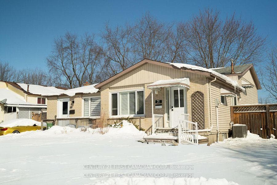 71 Adswood Road photo 2