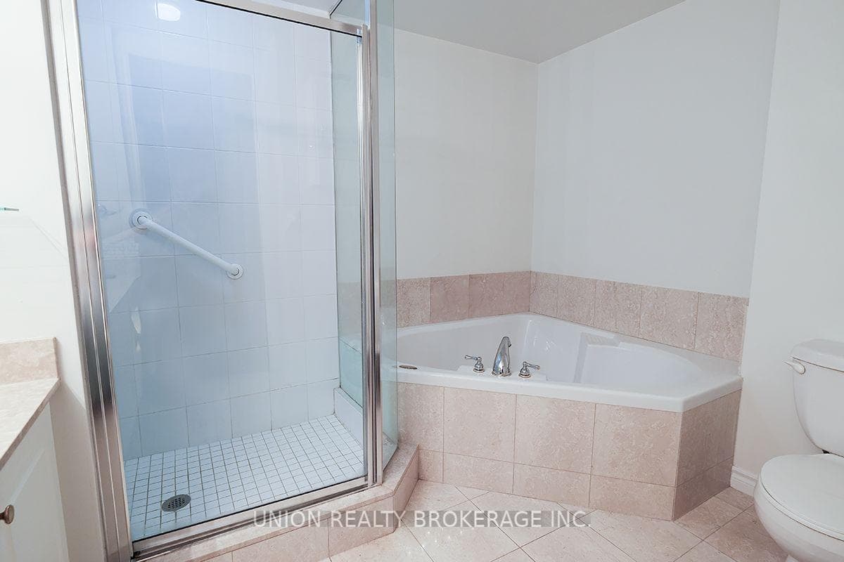 18 William Carson Crescent Unit 217 photo 21