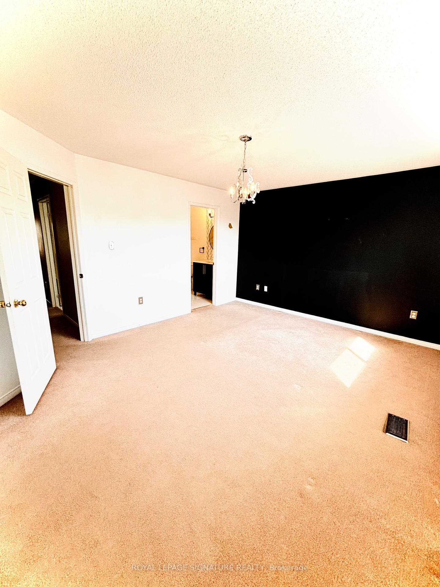1515 Hummingbird Court photo 7