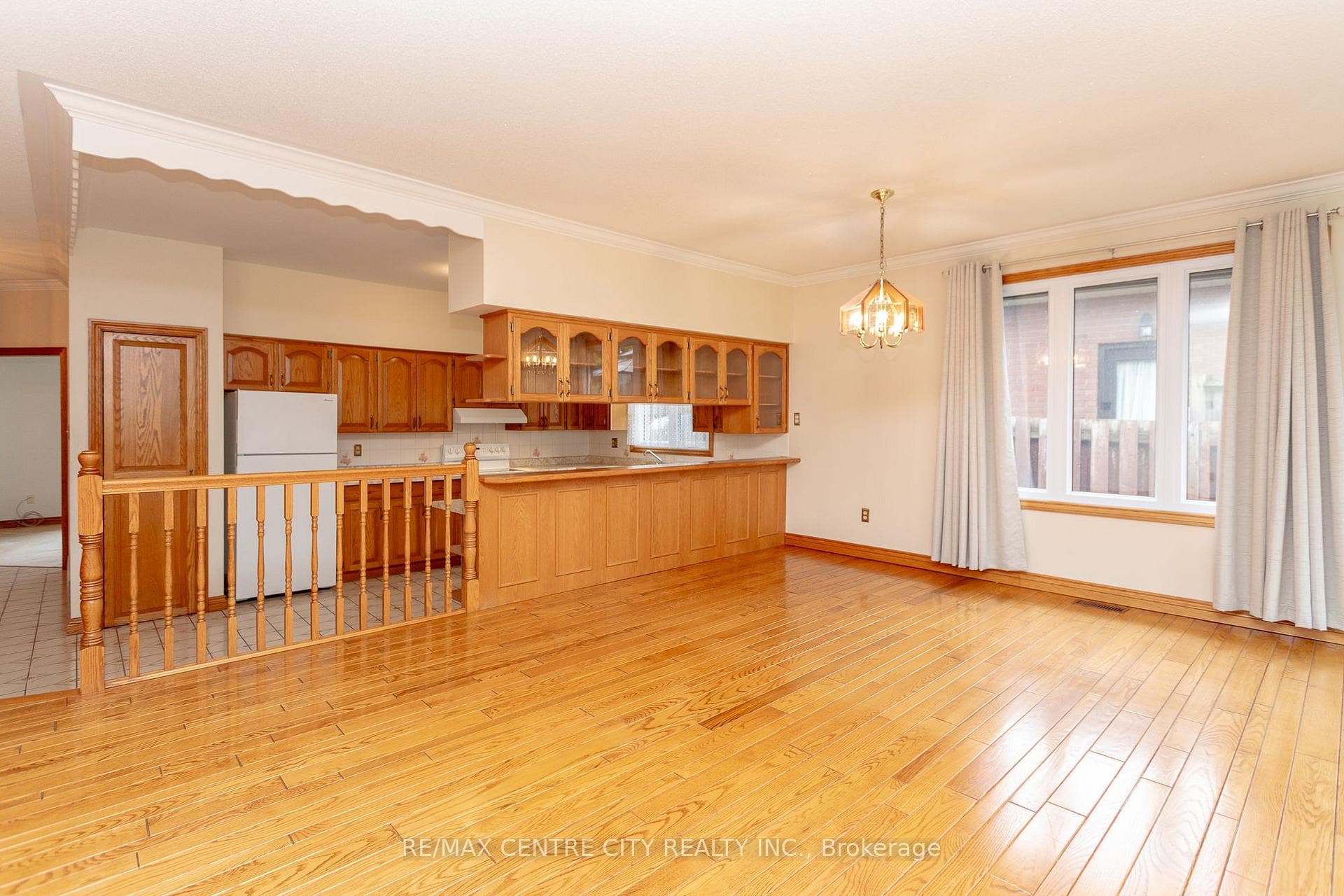 173 Regal Drive photo 9