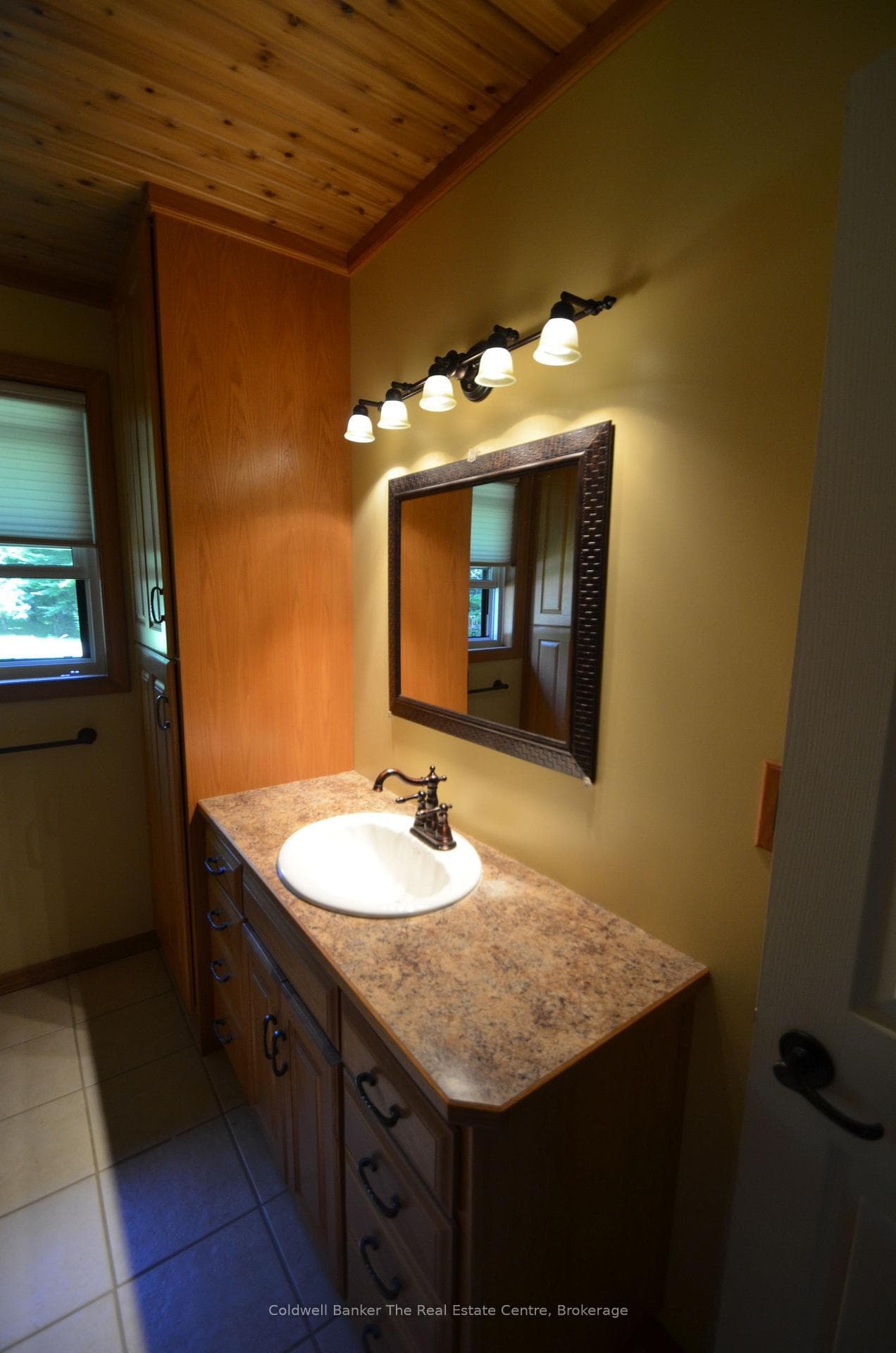 1275 Wolf Circle photo 27