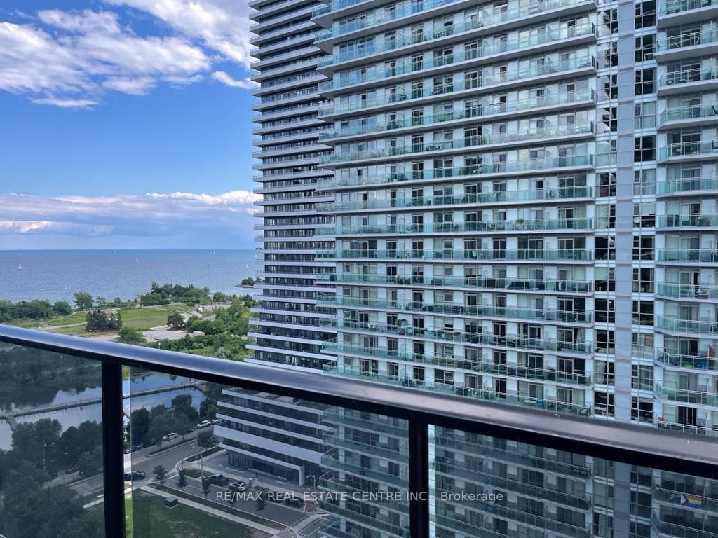 70 Annie Craig Drive Unit 1708 photo 13
