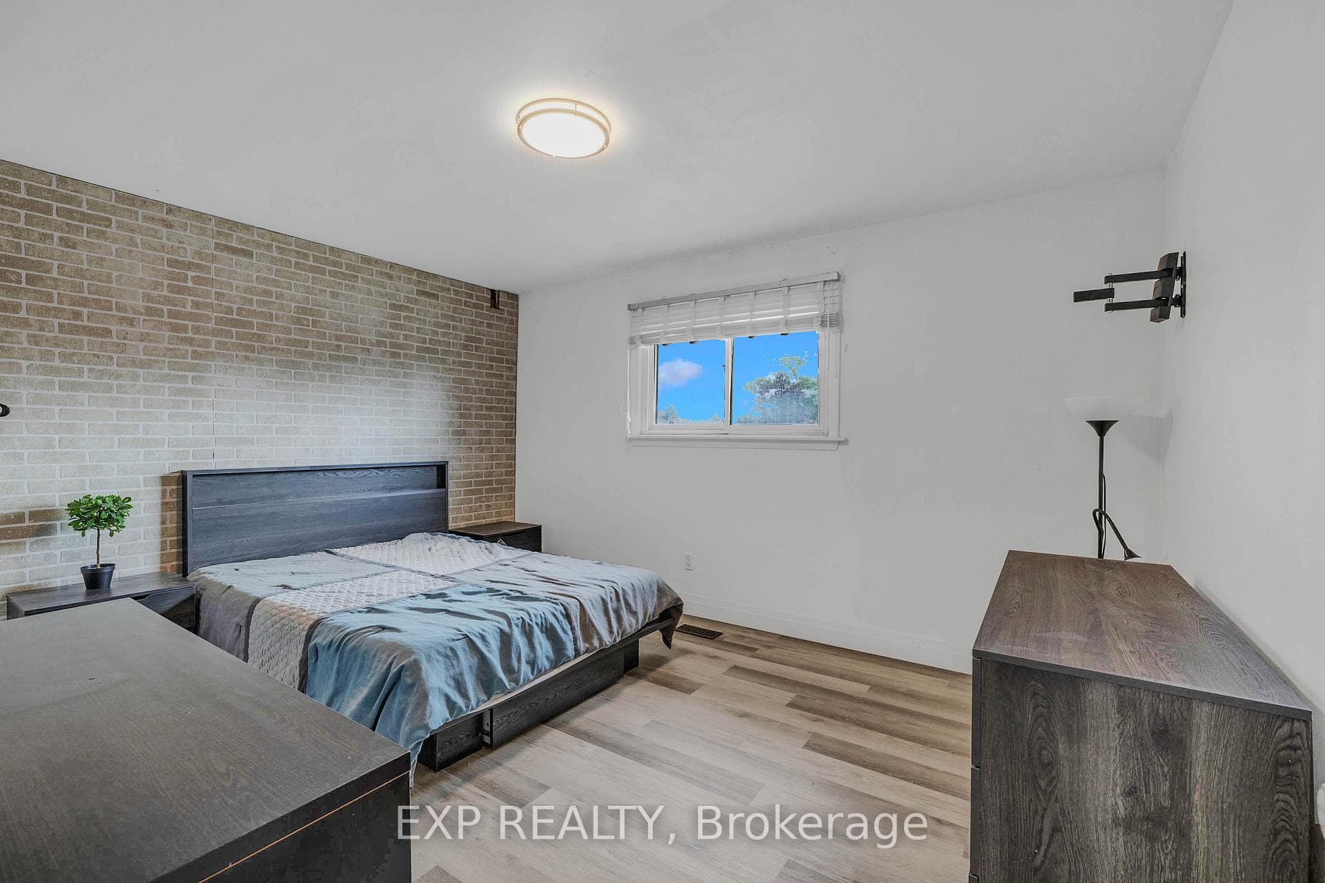 7201 Sigsbee Drive photo 16