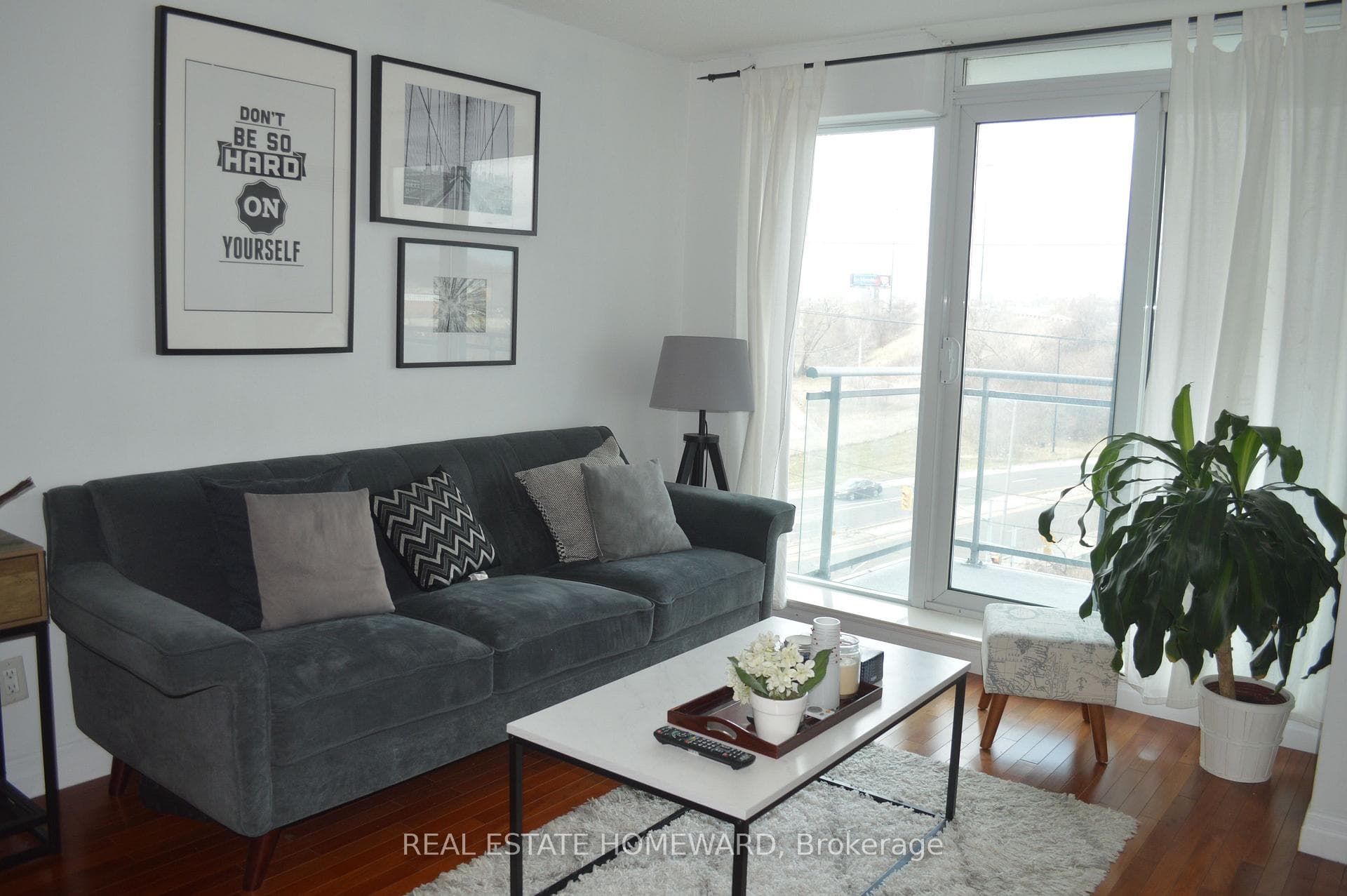 2121 Lakeshore Boulevard Unit 603 photo 12
