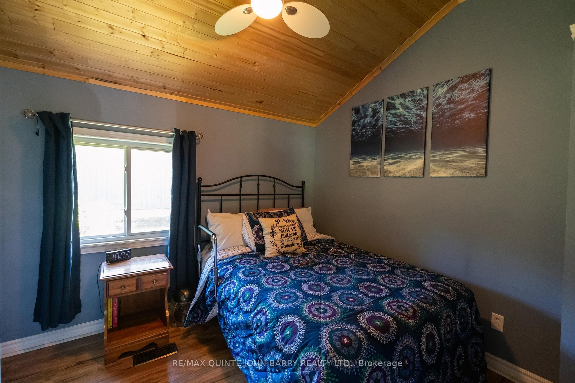 881 Bowen Road photo 16