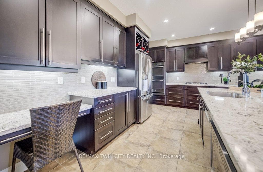 92 Kropf Drive photo 15