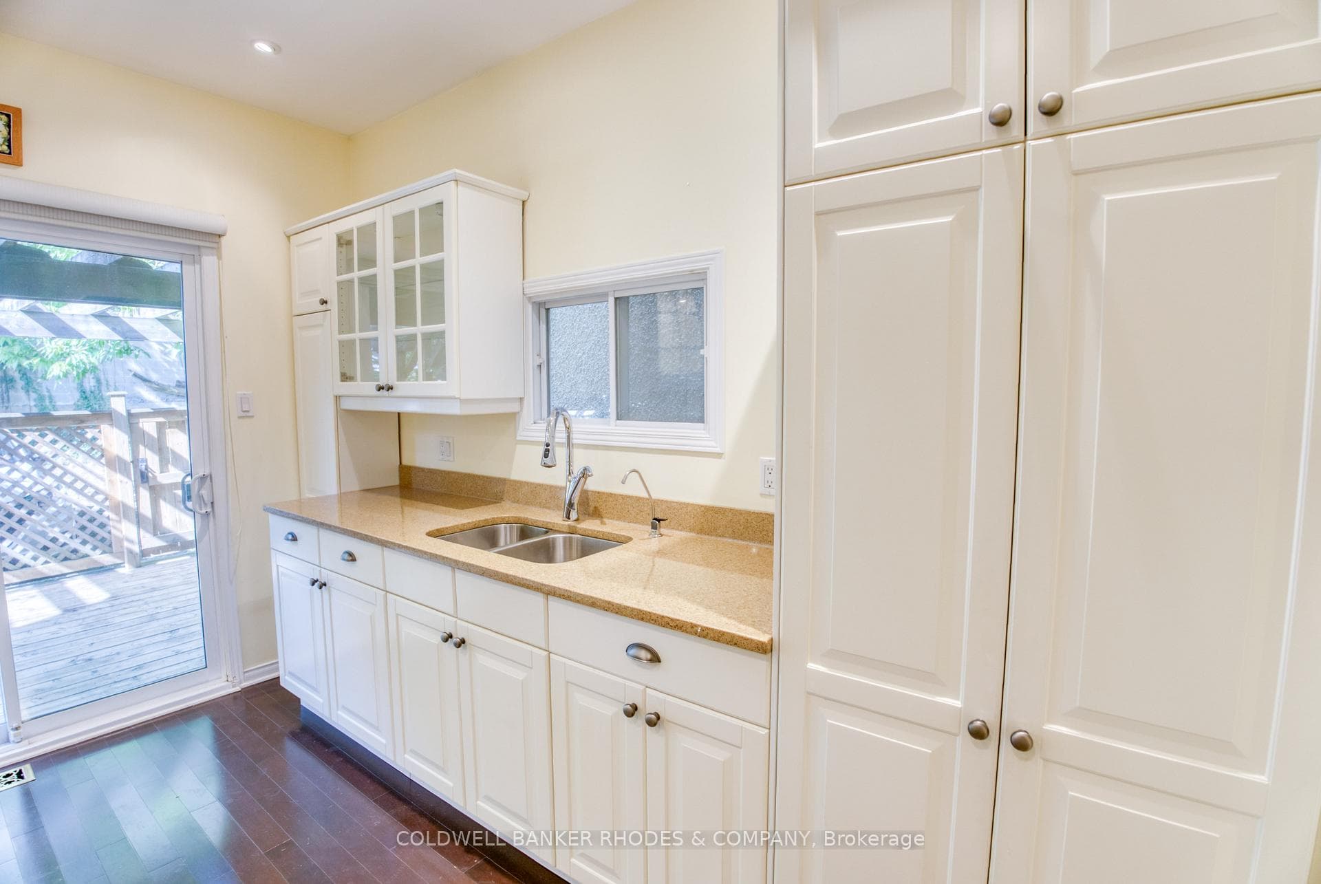 129 Elm Street photo 14