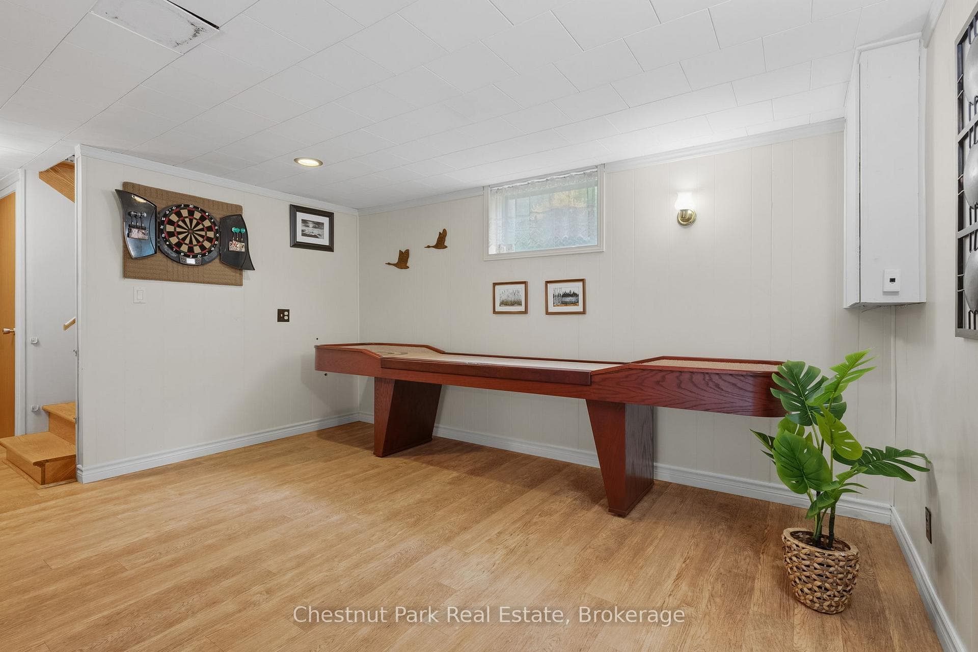 379 Gables Road photo 22