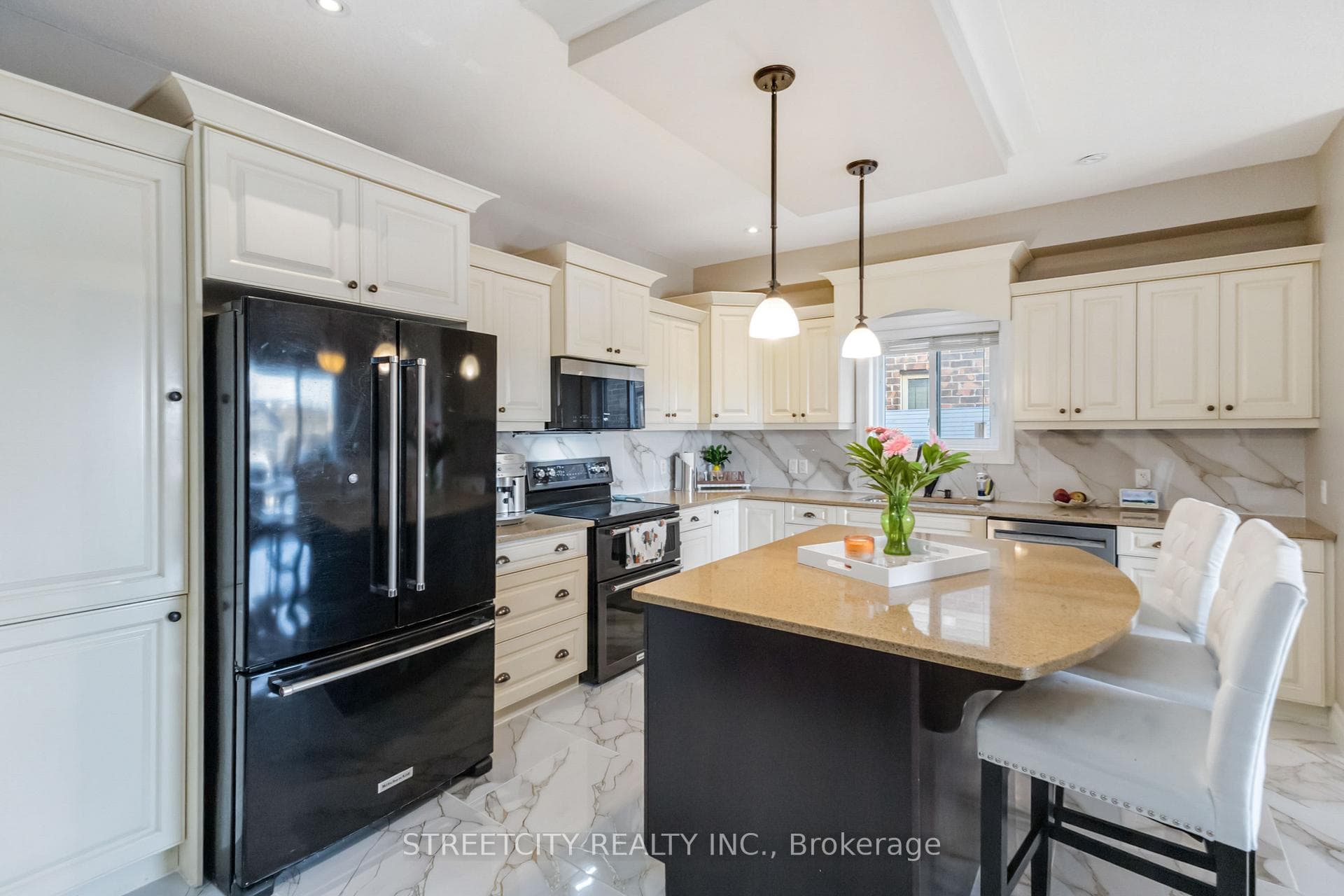 1160 Cardinal Road photo 22