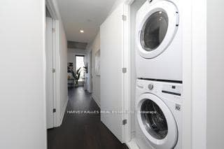 2720 Dundas Street Unit 904 photo 6