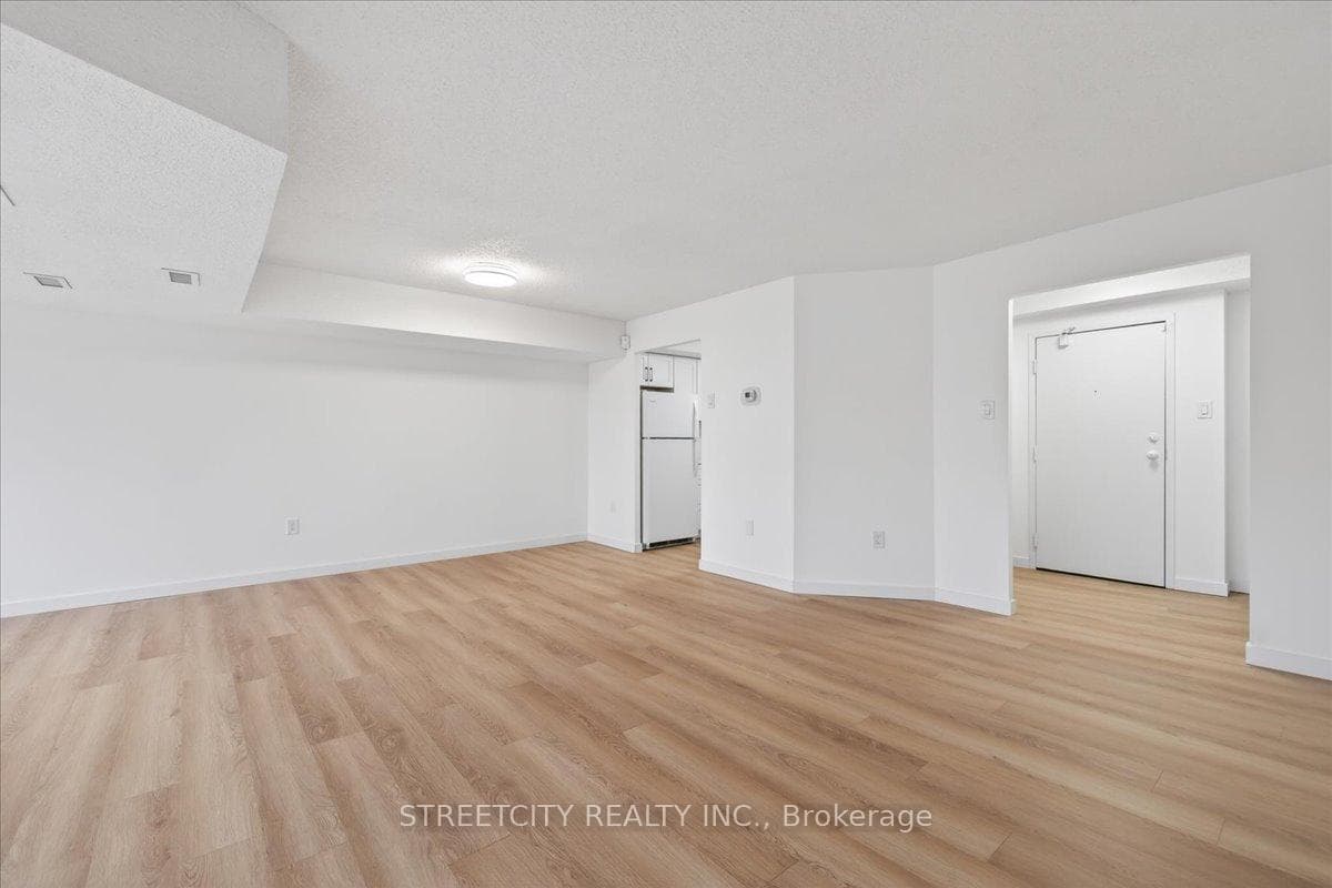 521 Riverside Drive Unit 301 photo 10