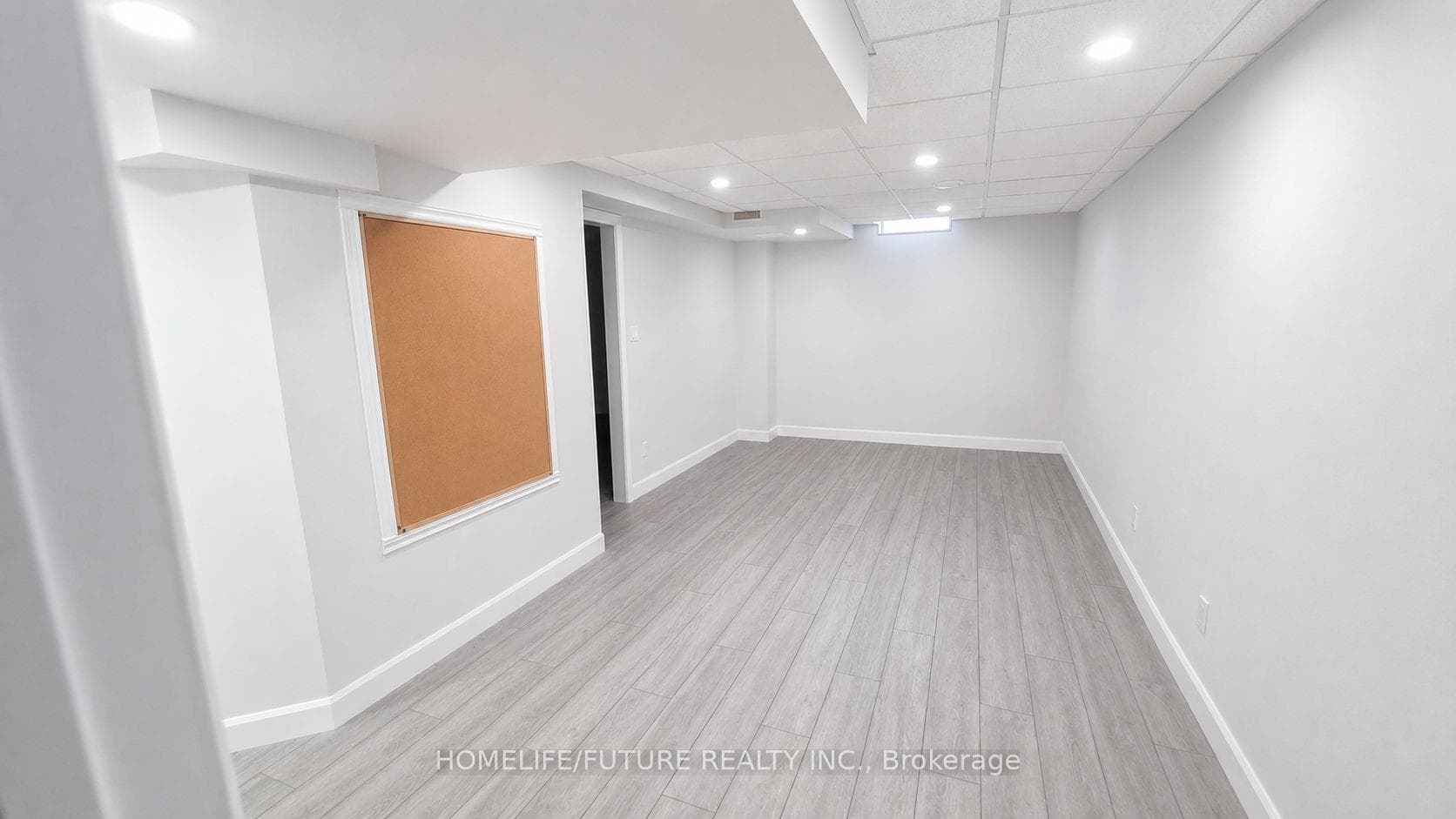 98 Guildwood Drive photo 14