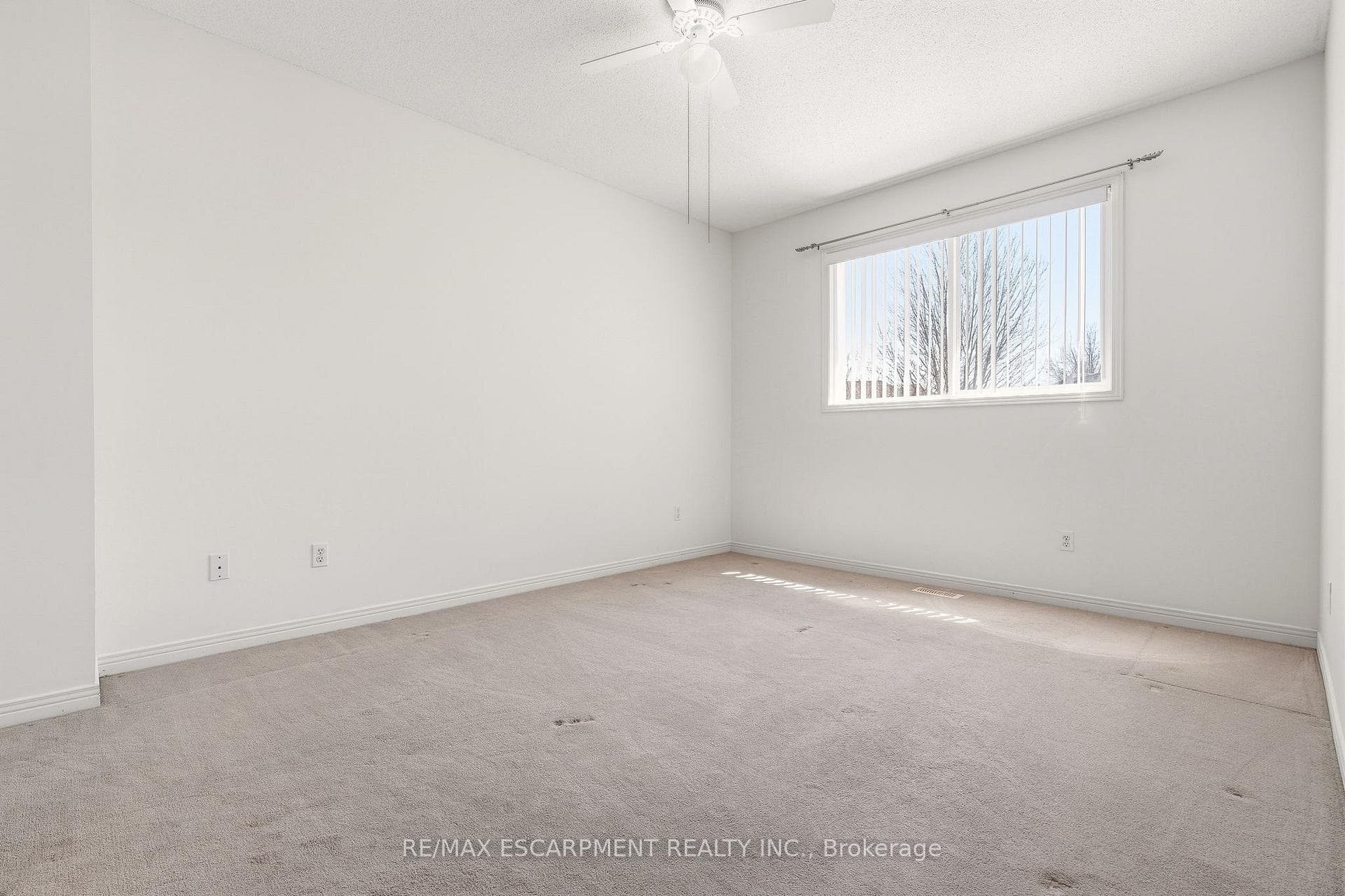 4400 MILLCROFT PARK Drive Unit 40 photo 10