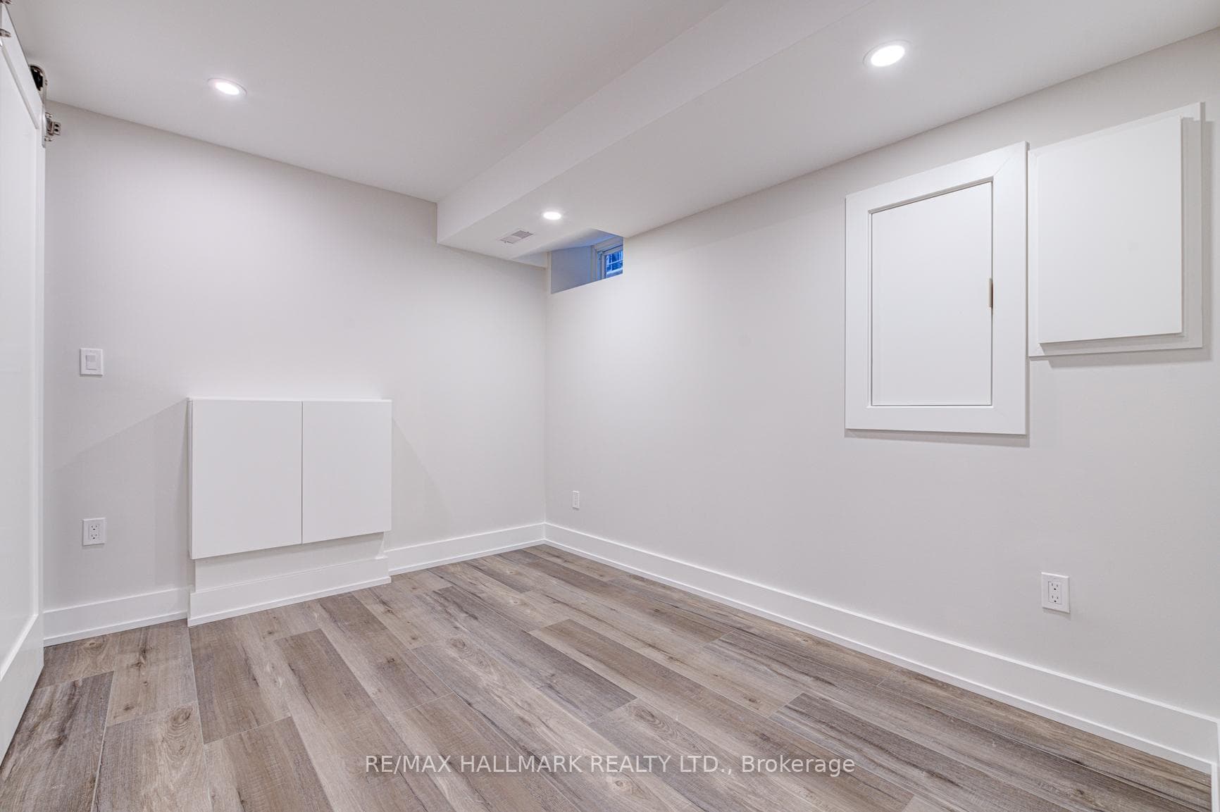 924 Broadview Avenue Unit B photo 12