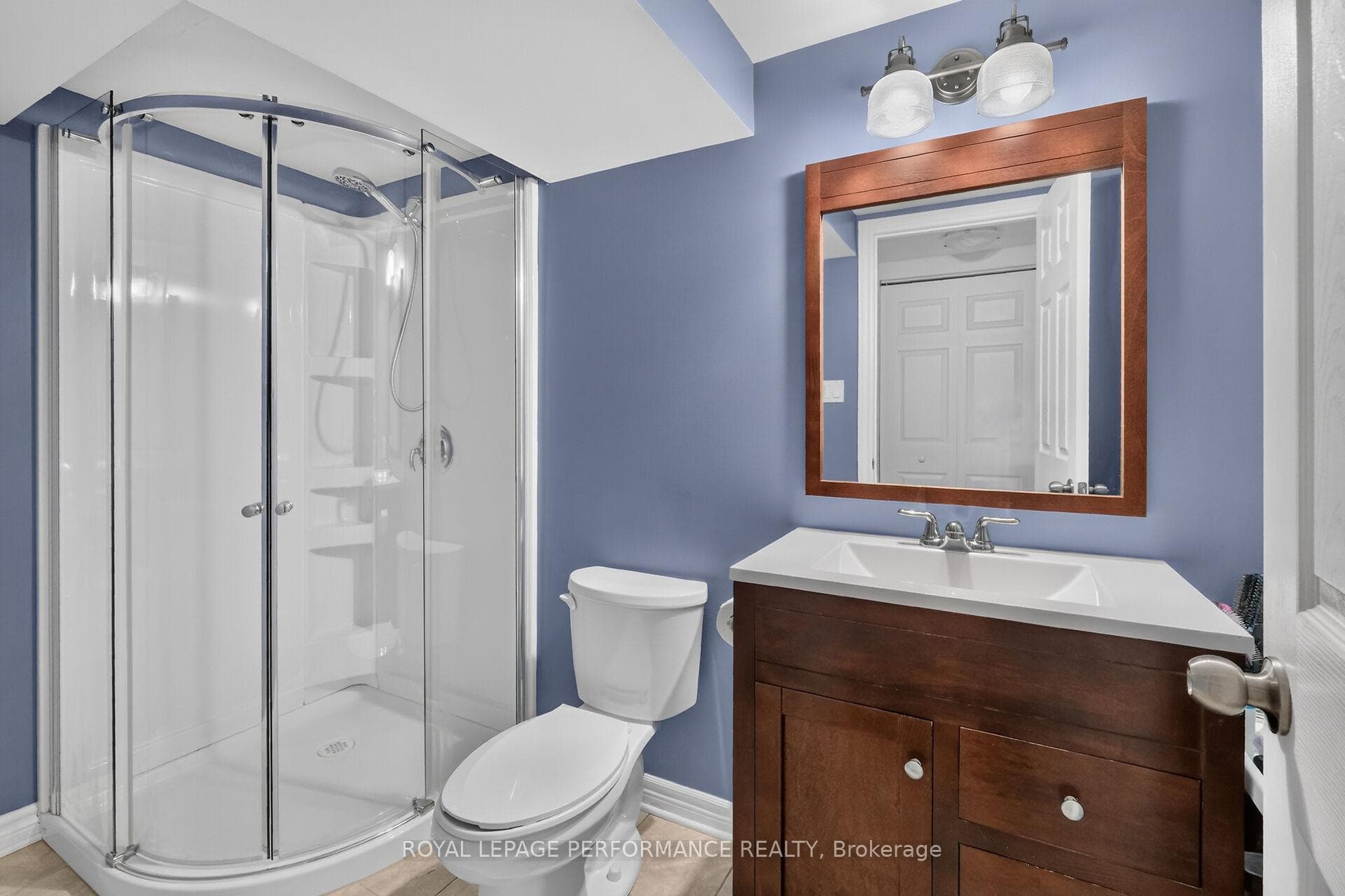 105 Crownhill Street photo 17