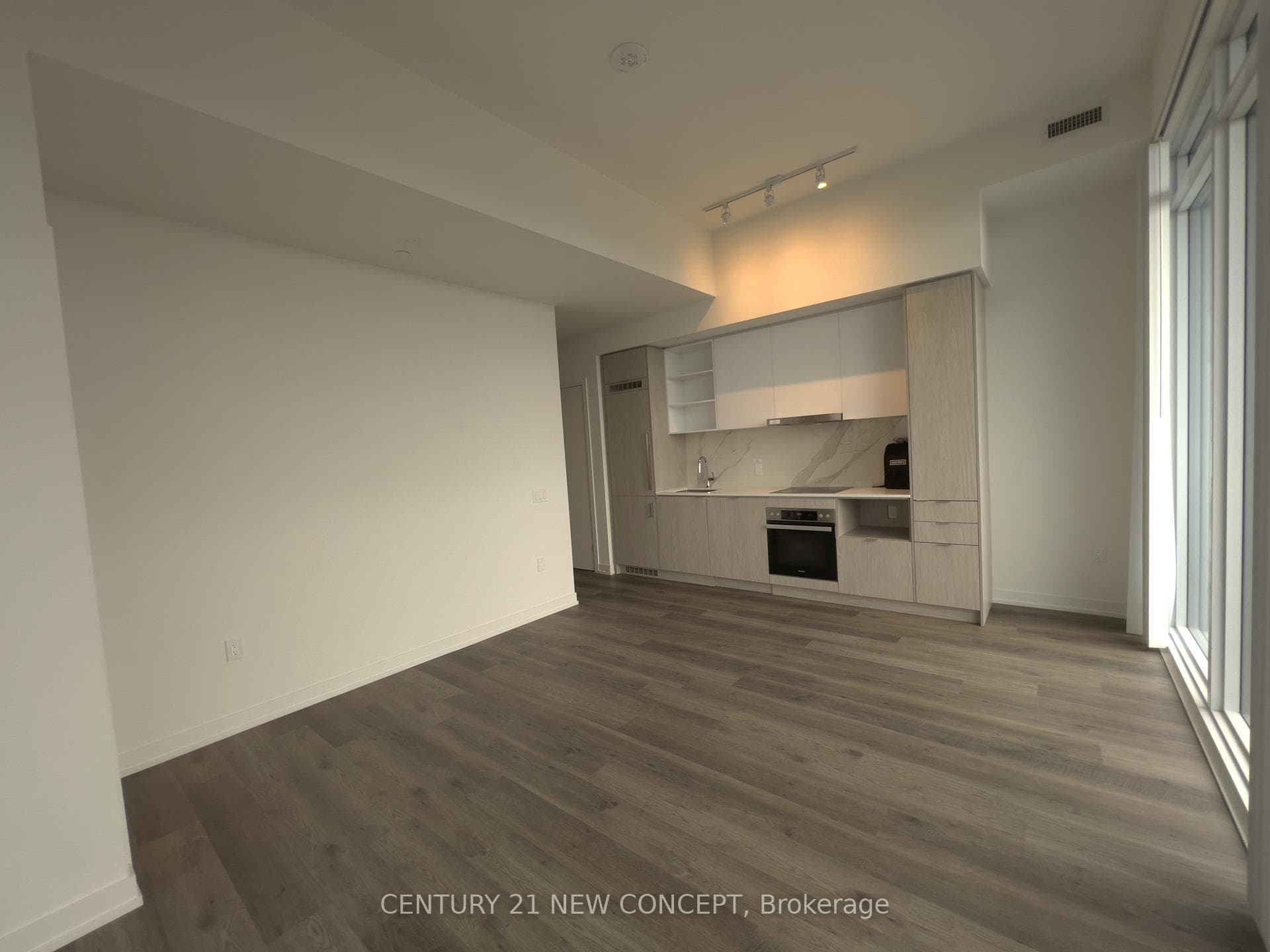 55 Cooper Street Unit 5205 photo 2