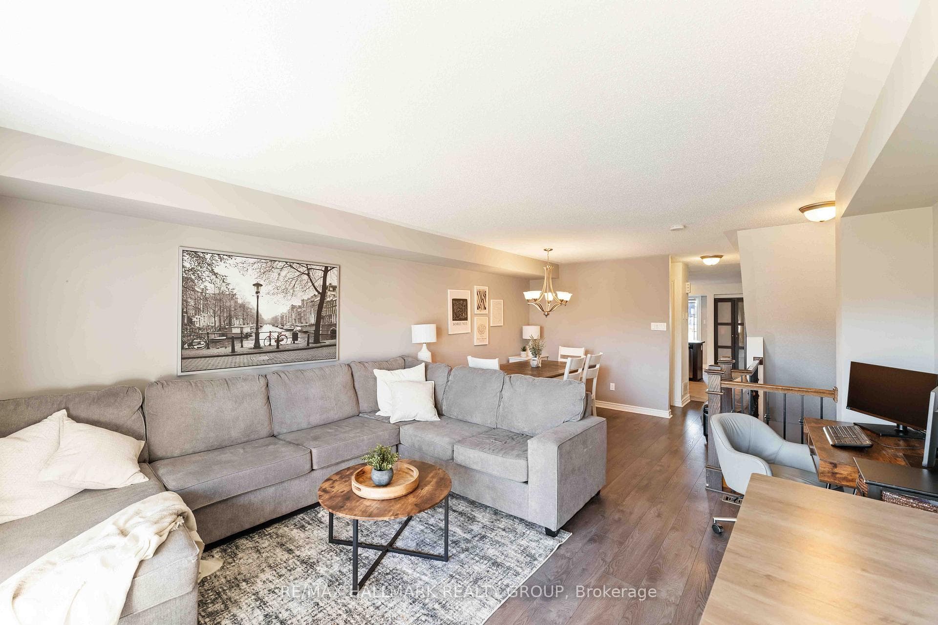 792 Lakeridge Drive photo 12