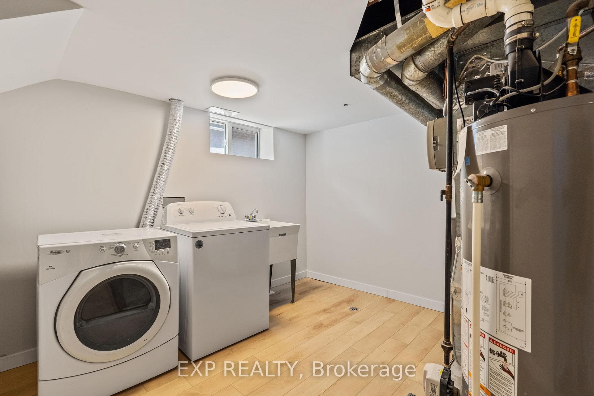 318 Ashland Avenue Unit 1 photo 23