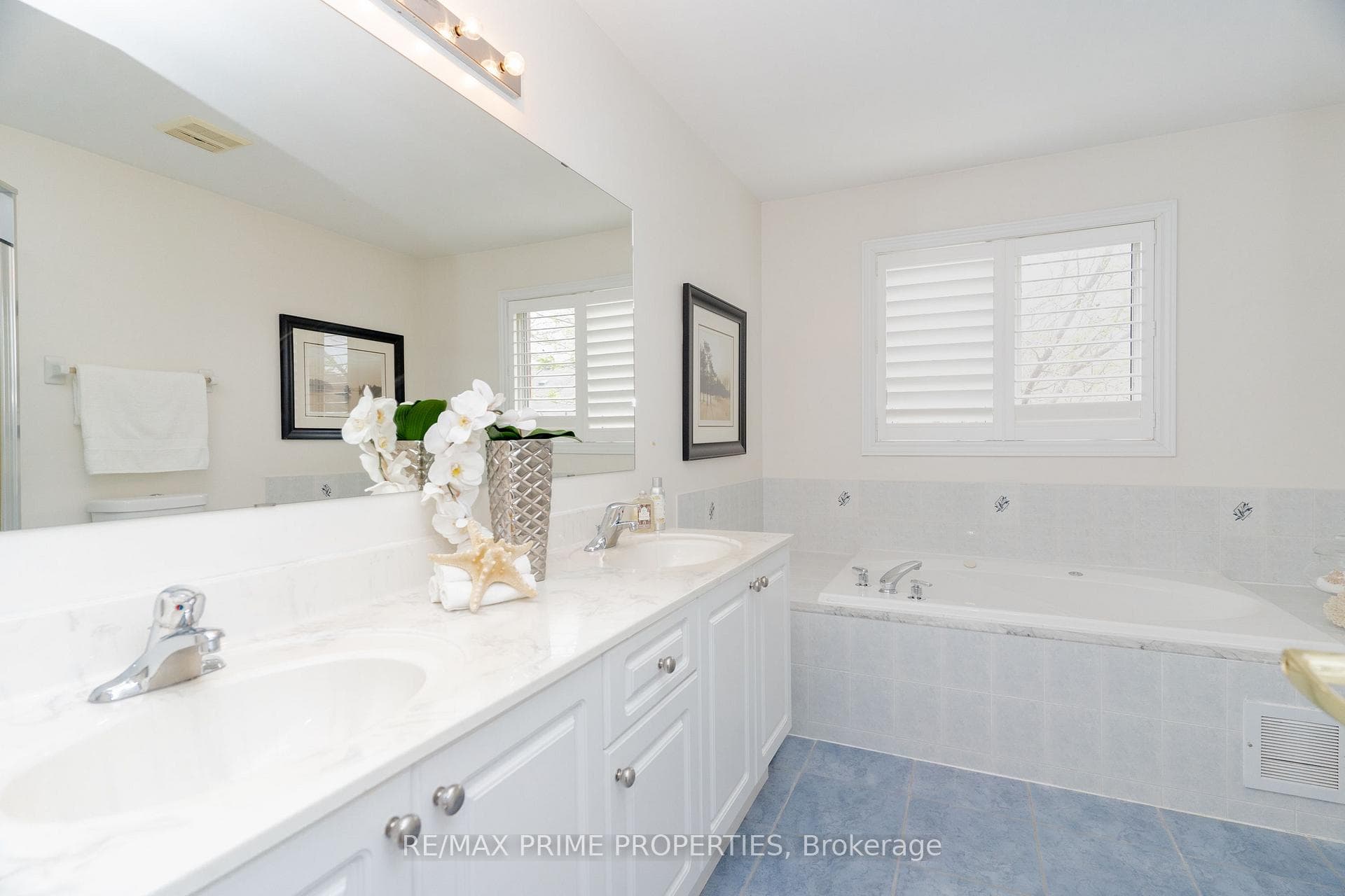 17 Grapevine Circle photo 23