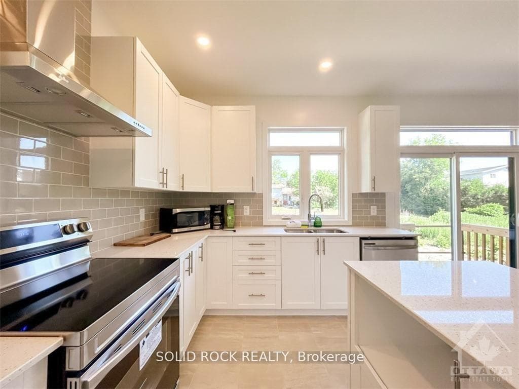 764 OVATION Grove photo 7
